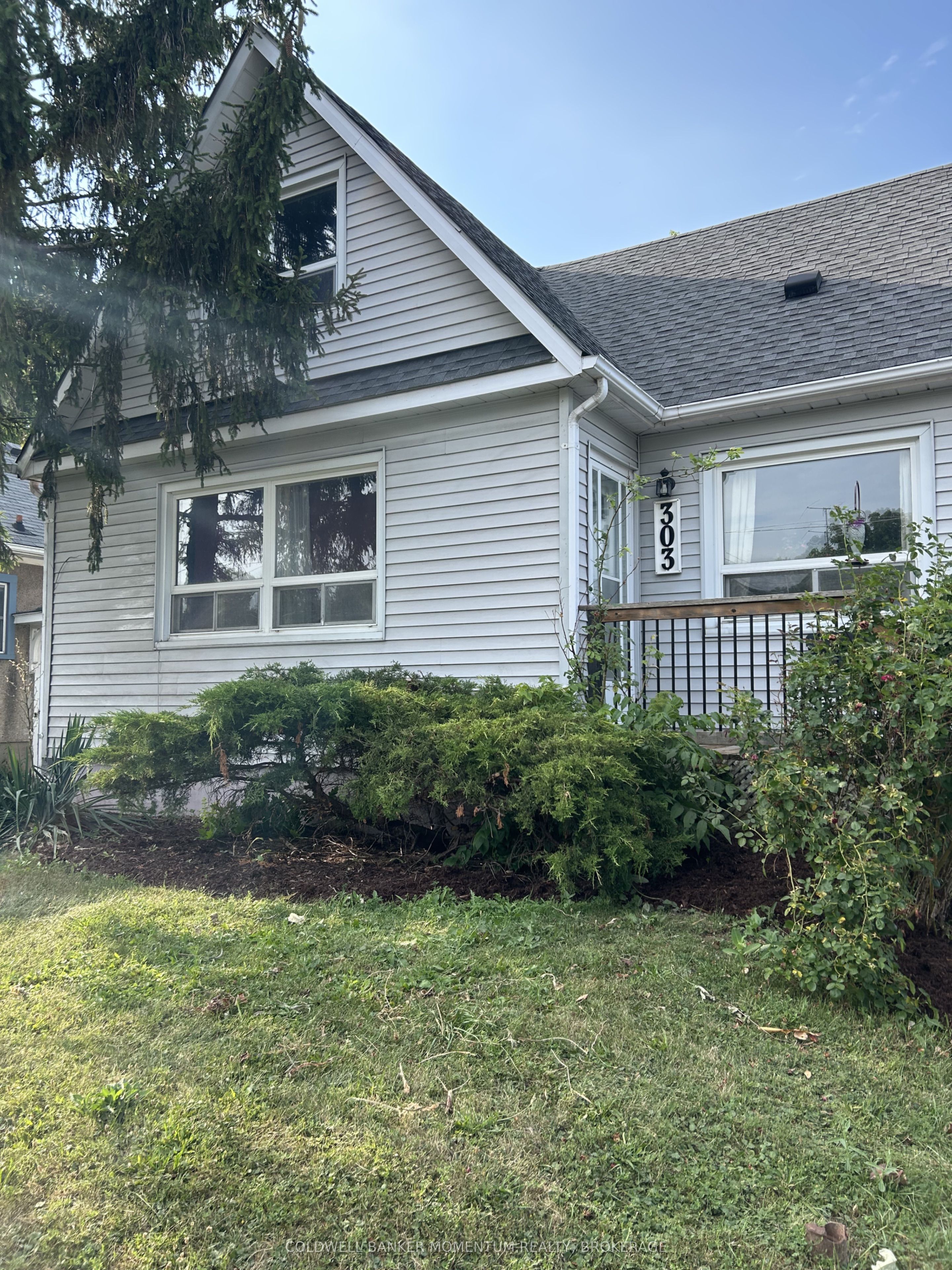 303 Carlton Street 2, St. Catharines, ON L2N 1C1 photo 2