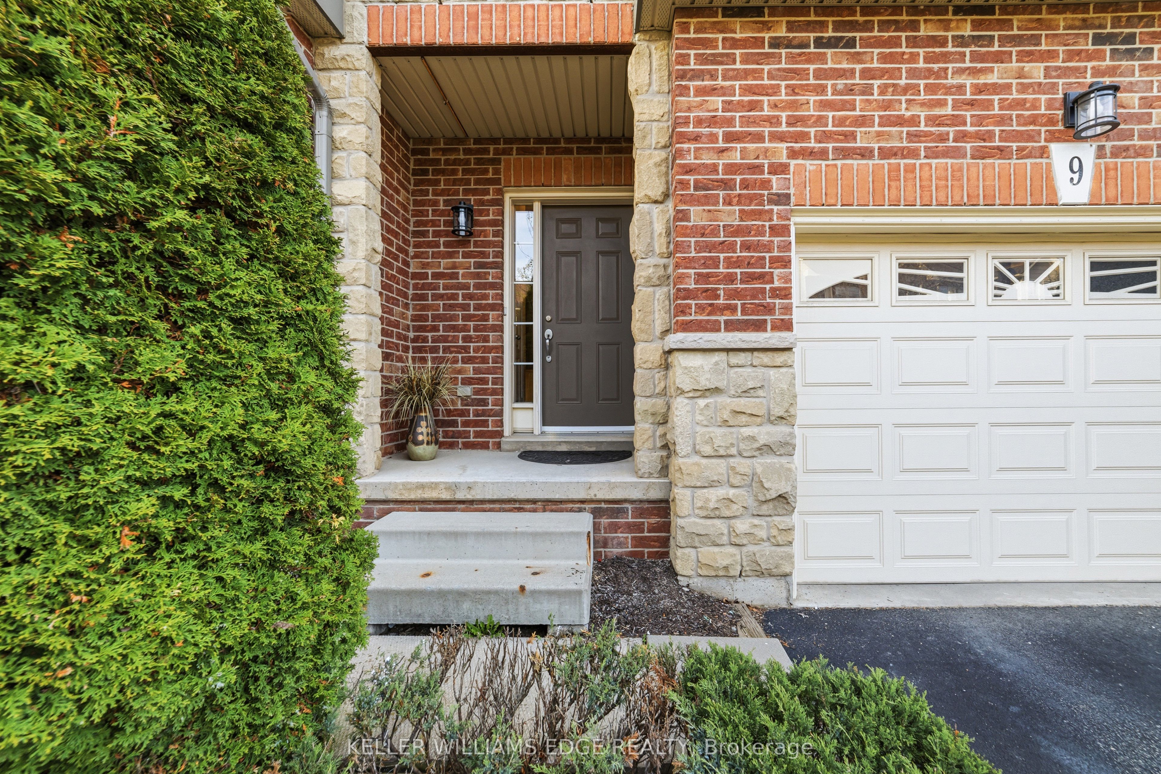 9 Liddycoat Lane 18, Hamilton, ON L9G 0A7 photo 4
