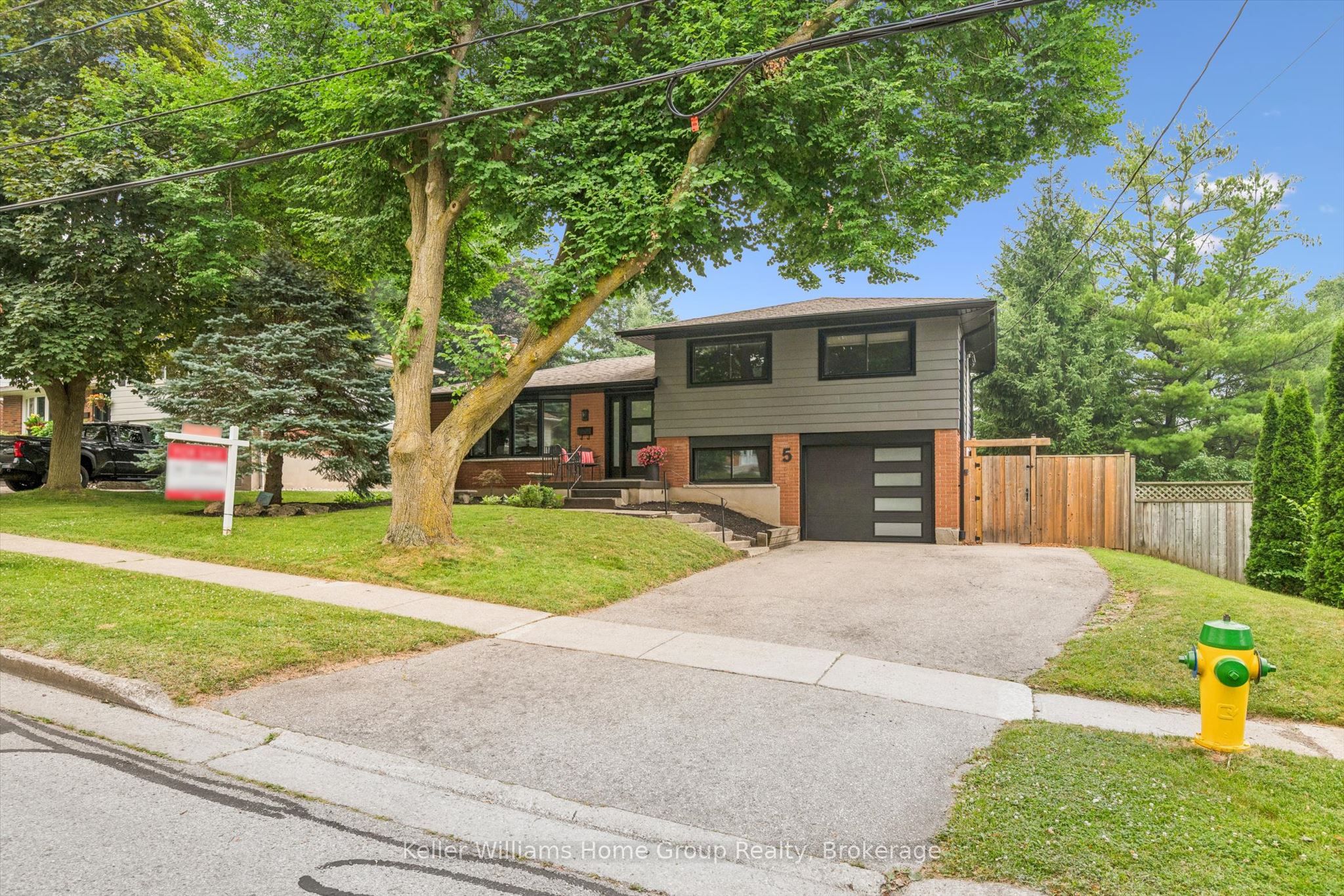 5 Cheltonwood Avenue, Guelph, ON N1E 4E1 photo 2