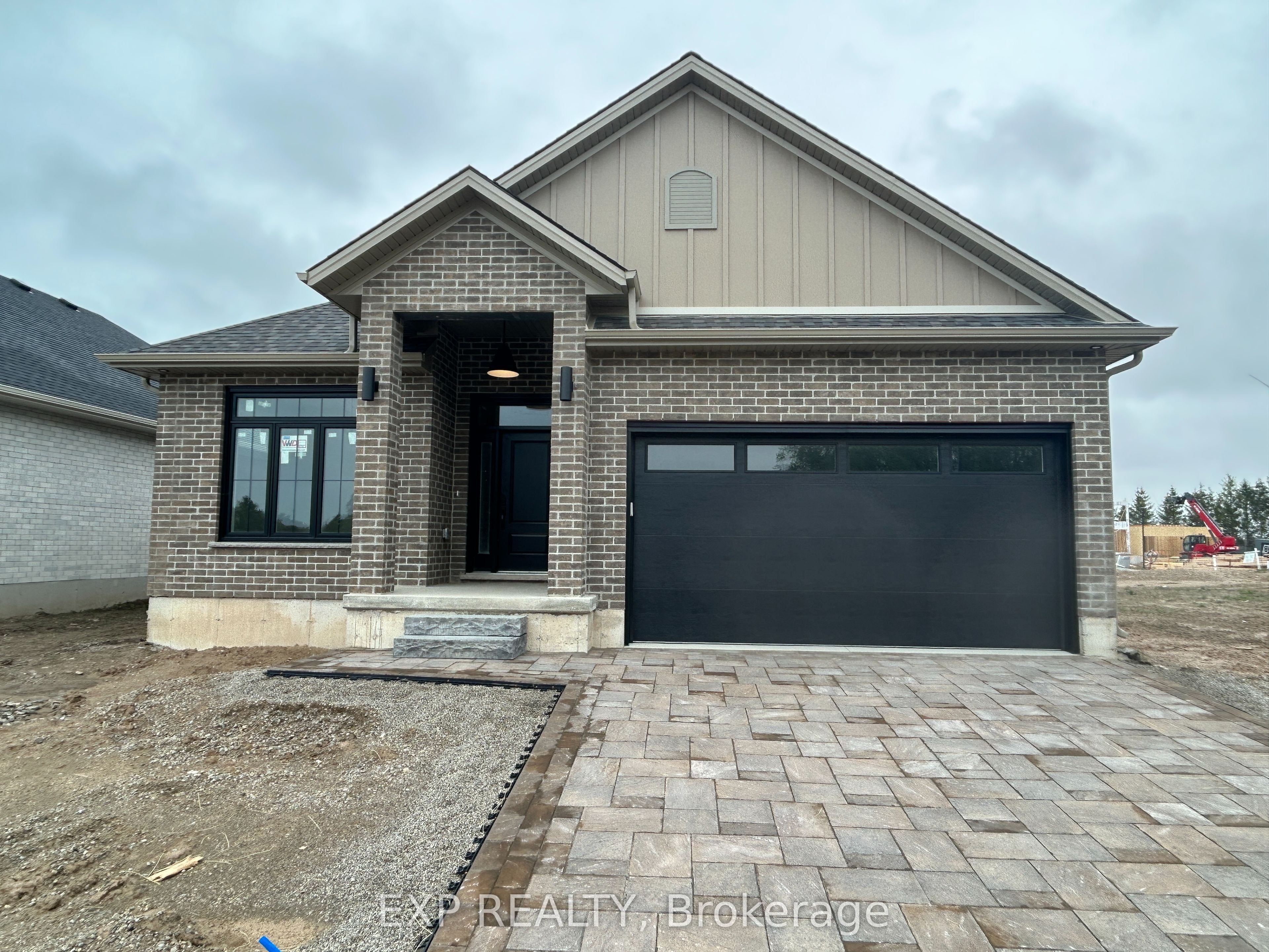 6 Sullivan Street, South Huron, ON N0M 1T0