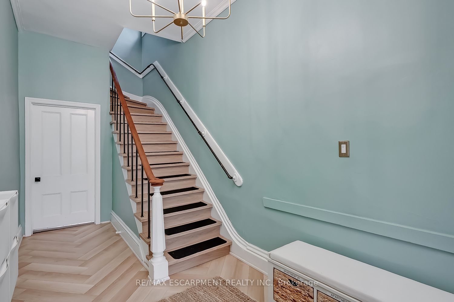 87 Colbourne Street 2, Hamilton, ON L8R 2G6 photo 3