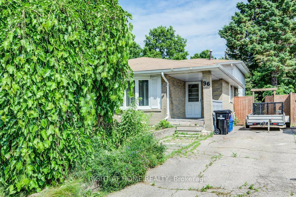 96 Markwood Drive, Kitchener, ON N2M 2H6 photo 2