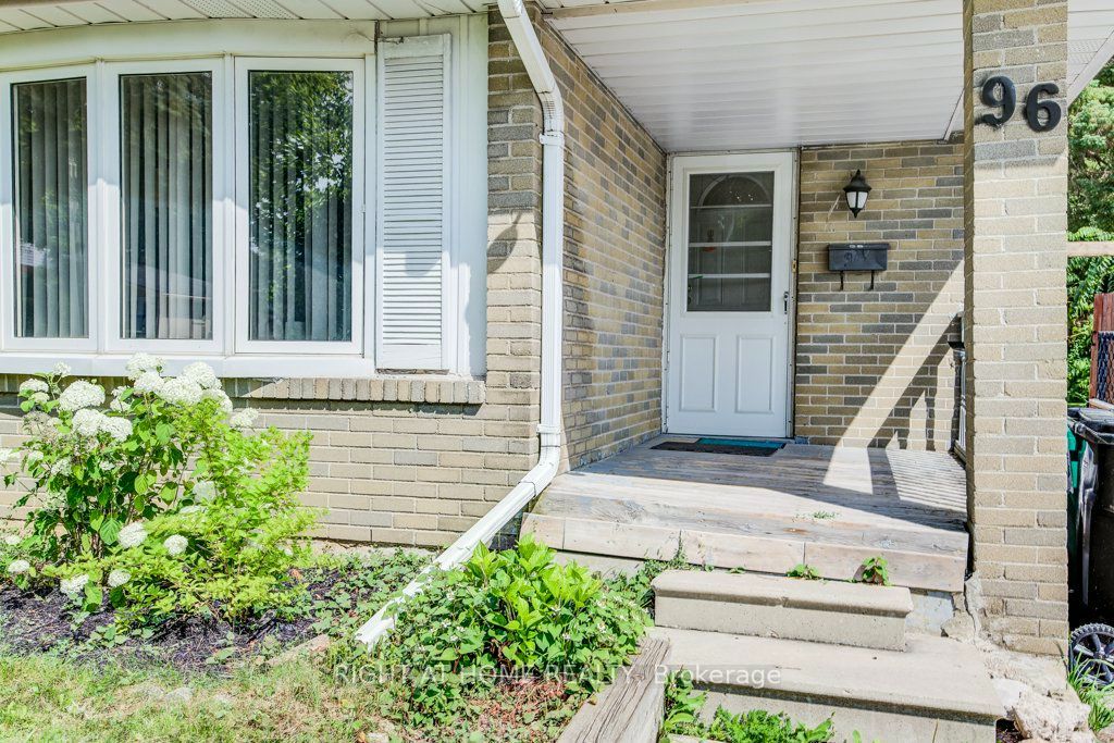 96 Markwood Drive, Kitchener, ON N2M 2H6 photo 4