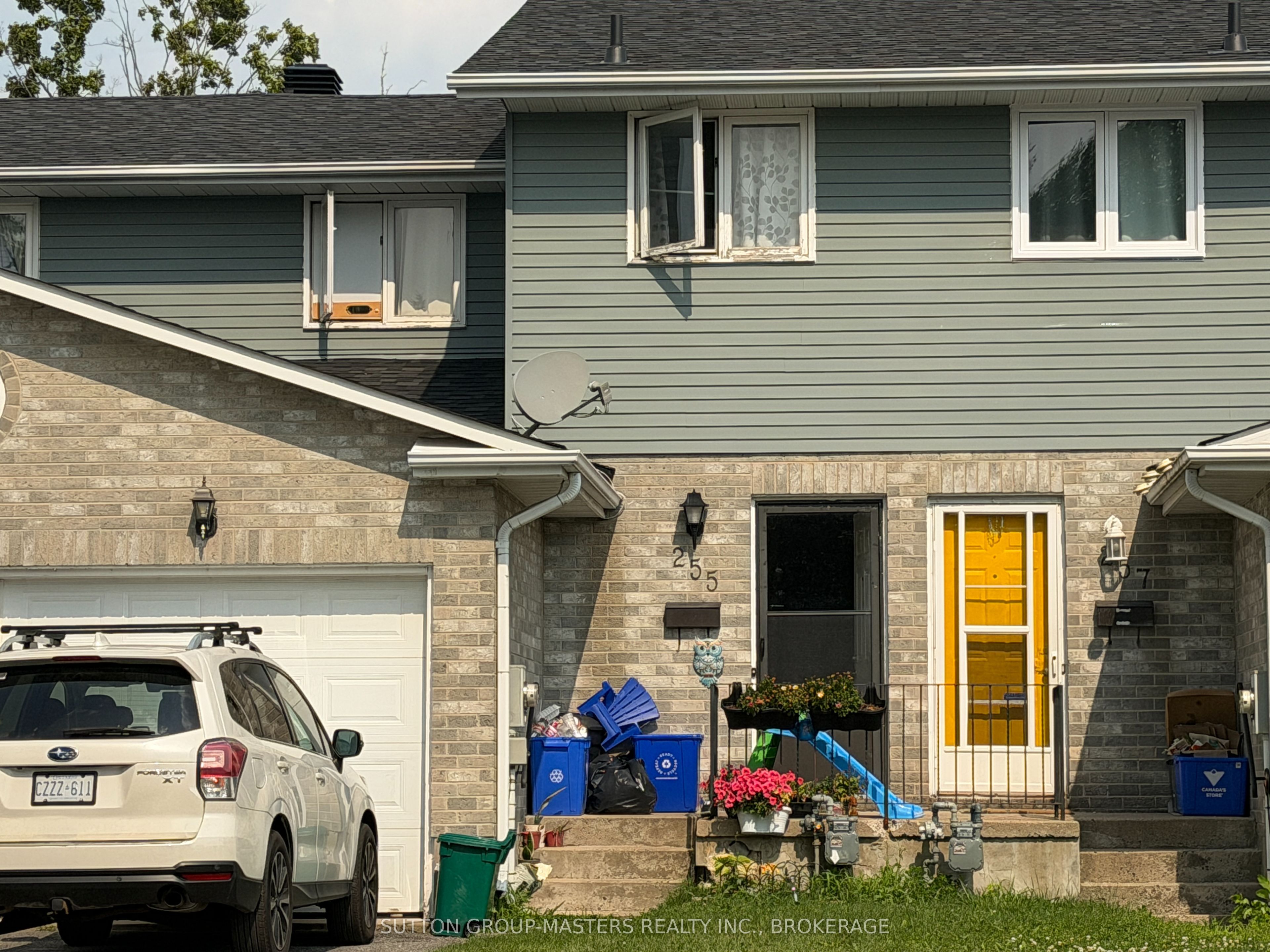 255 Melanie Avenue, Kingston, ON K7M 8C2