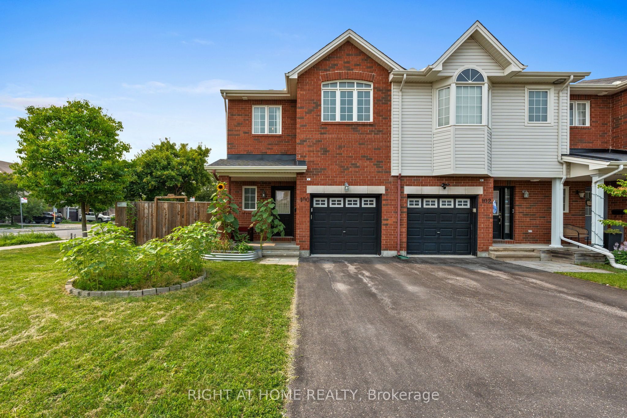 100 LOKOYA Street, Kanata, ON K2S 0J3 photo 3