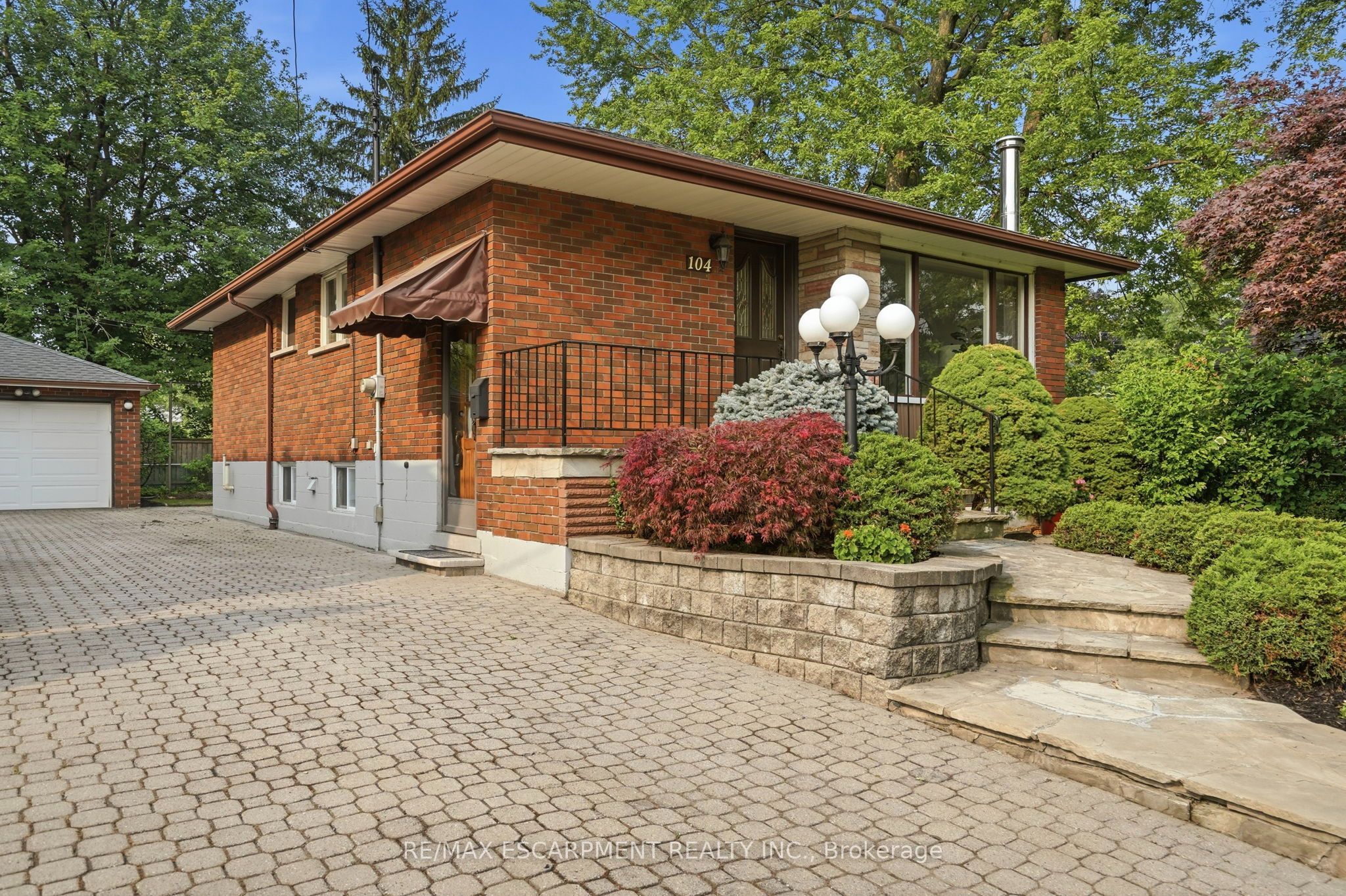 104 Dallas Avenue, Hamilton, ON L8V 2E9 photo 3