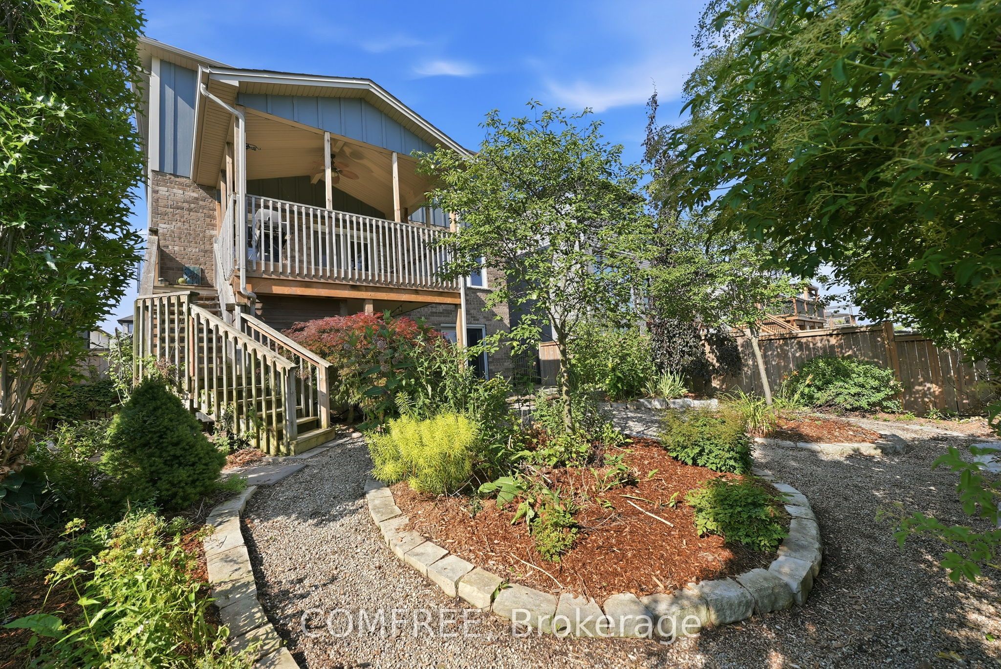 2024 Wateroak Drive, London North, ON N6G 0M6 photo 3