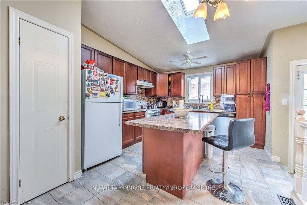 1263 ALDERSBROOK Road, London North, ON N6G 4T3 photo 5
