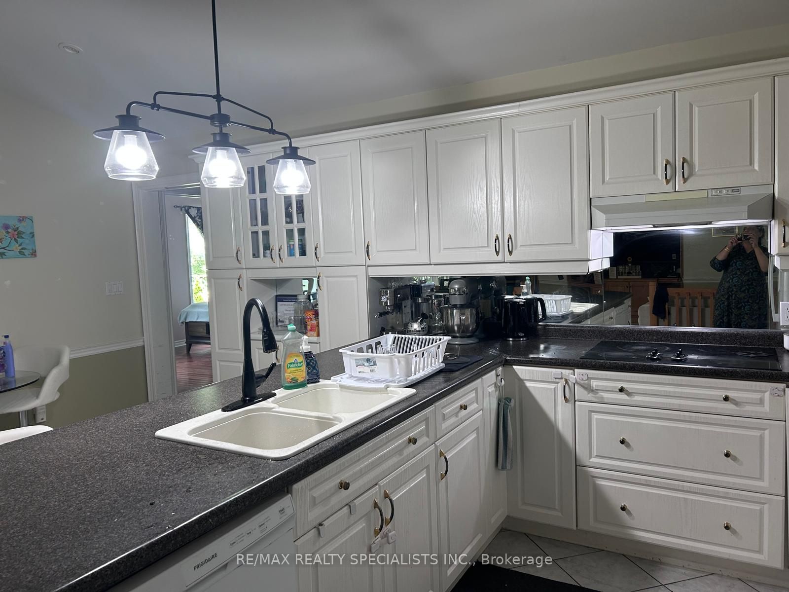 7594 Canterbury Crescent, Niagara Falls, ON L2H 3E7 photo 5