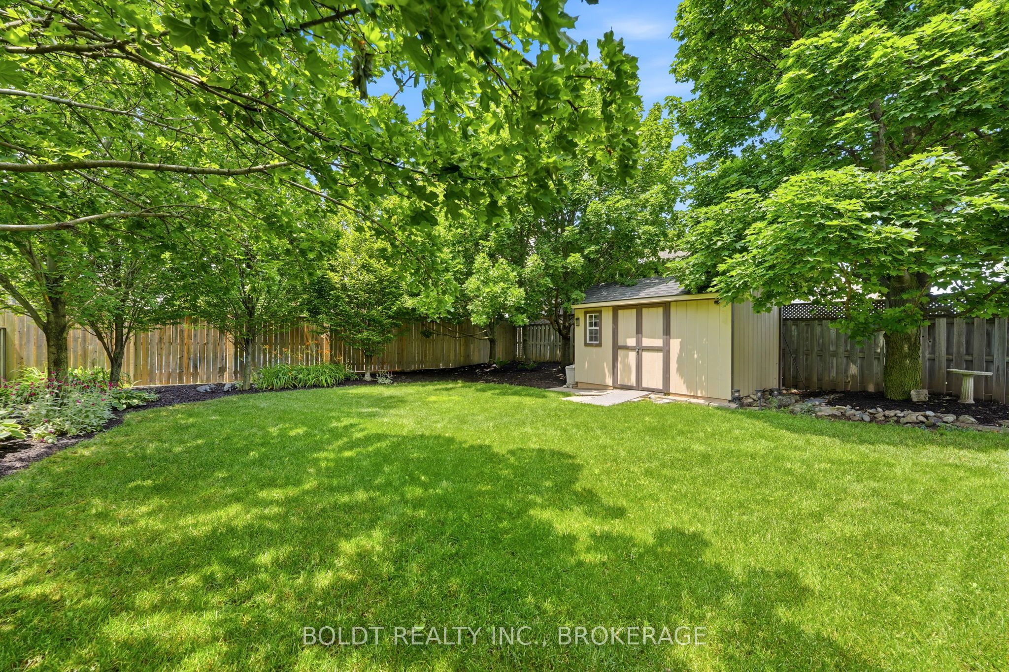 22 Graves Crescent, St. Catharines, ON L2S 3Z6 photo 4