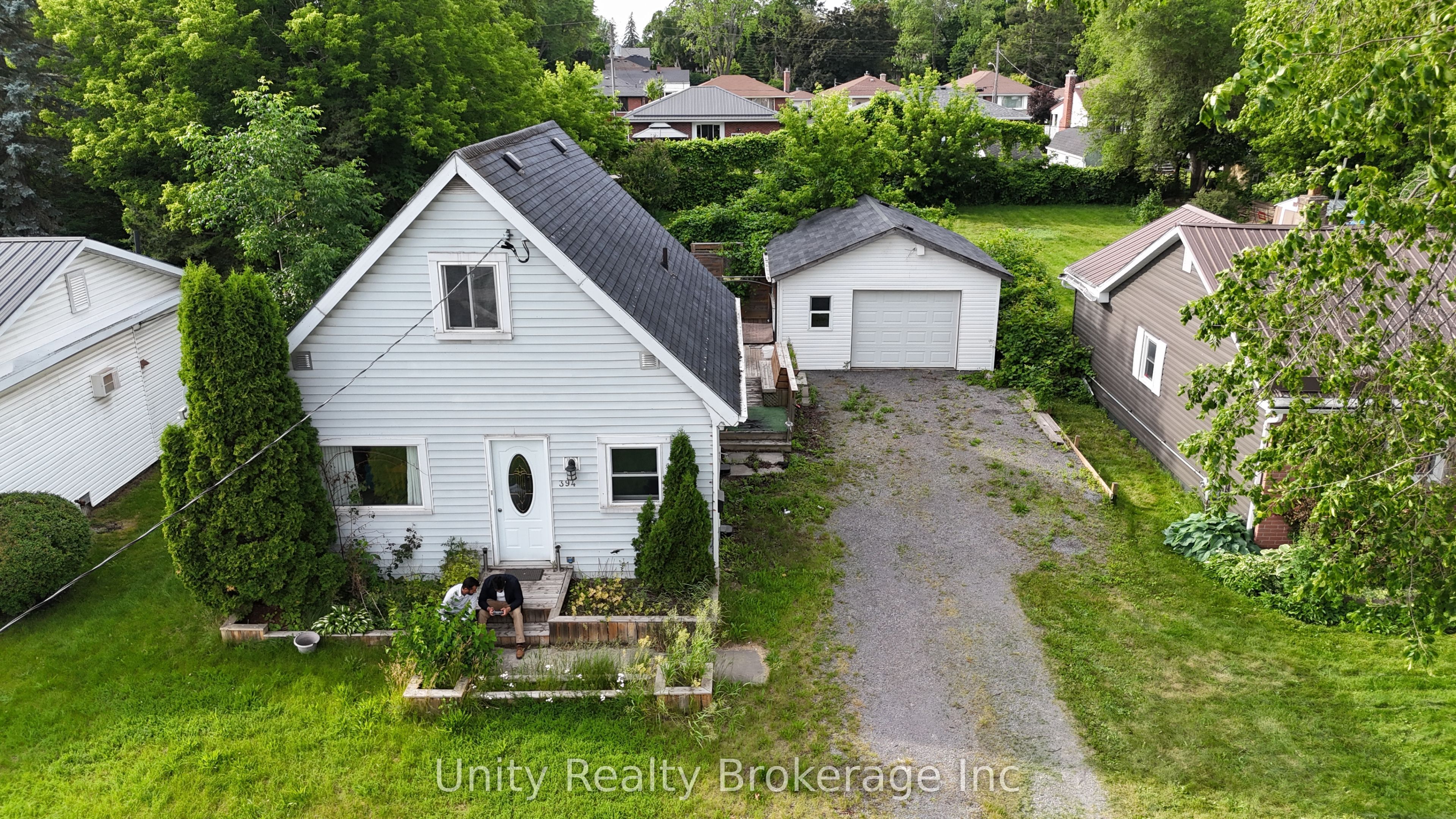 394 Bridge Street E, Belleville, ON K8N 1P8 photo 3