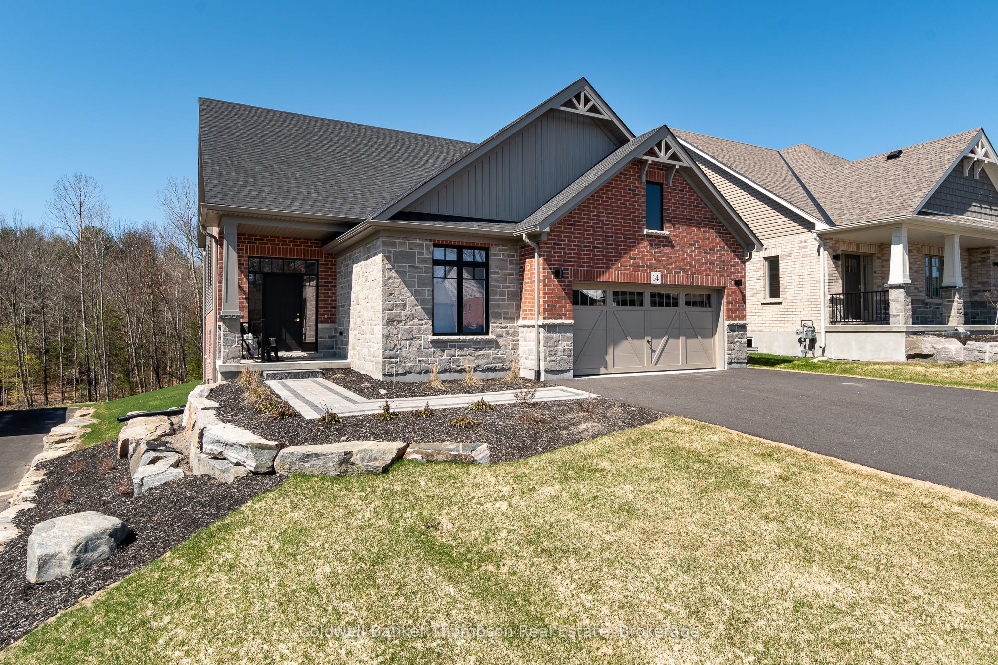 14 Eaglecrest Avenue, Huntsville, ON P1H 0G5