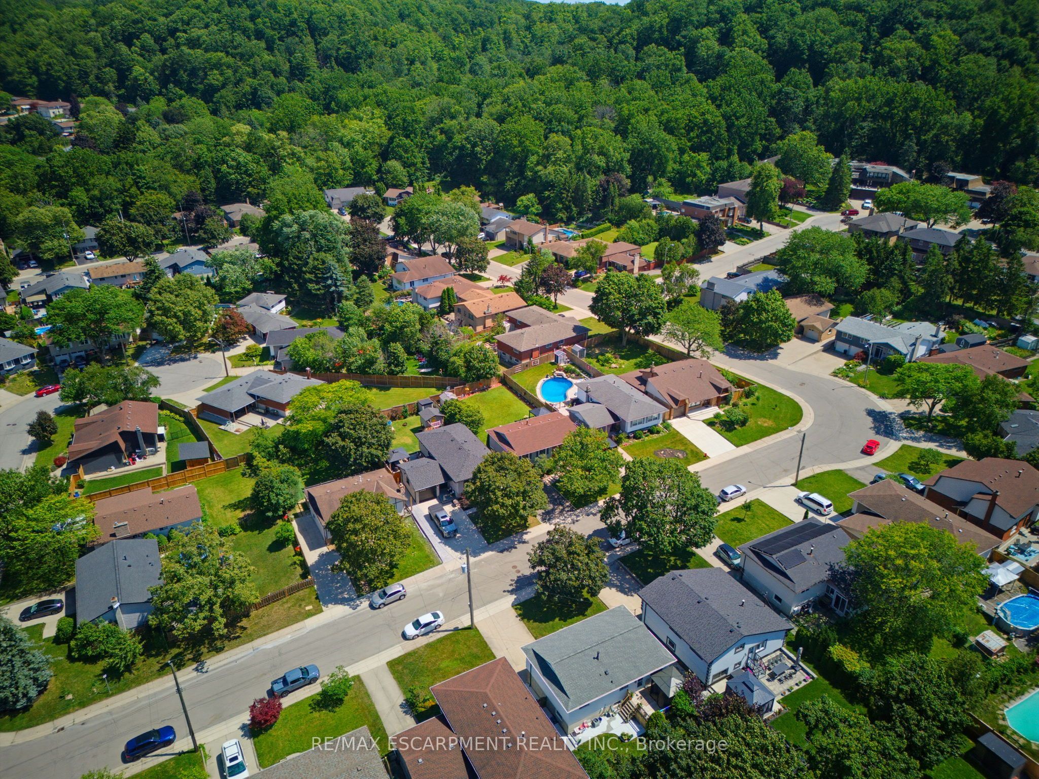164 Hanover Place, Hamilton, ON L8K 5X6 photo 2