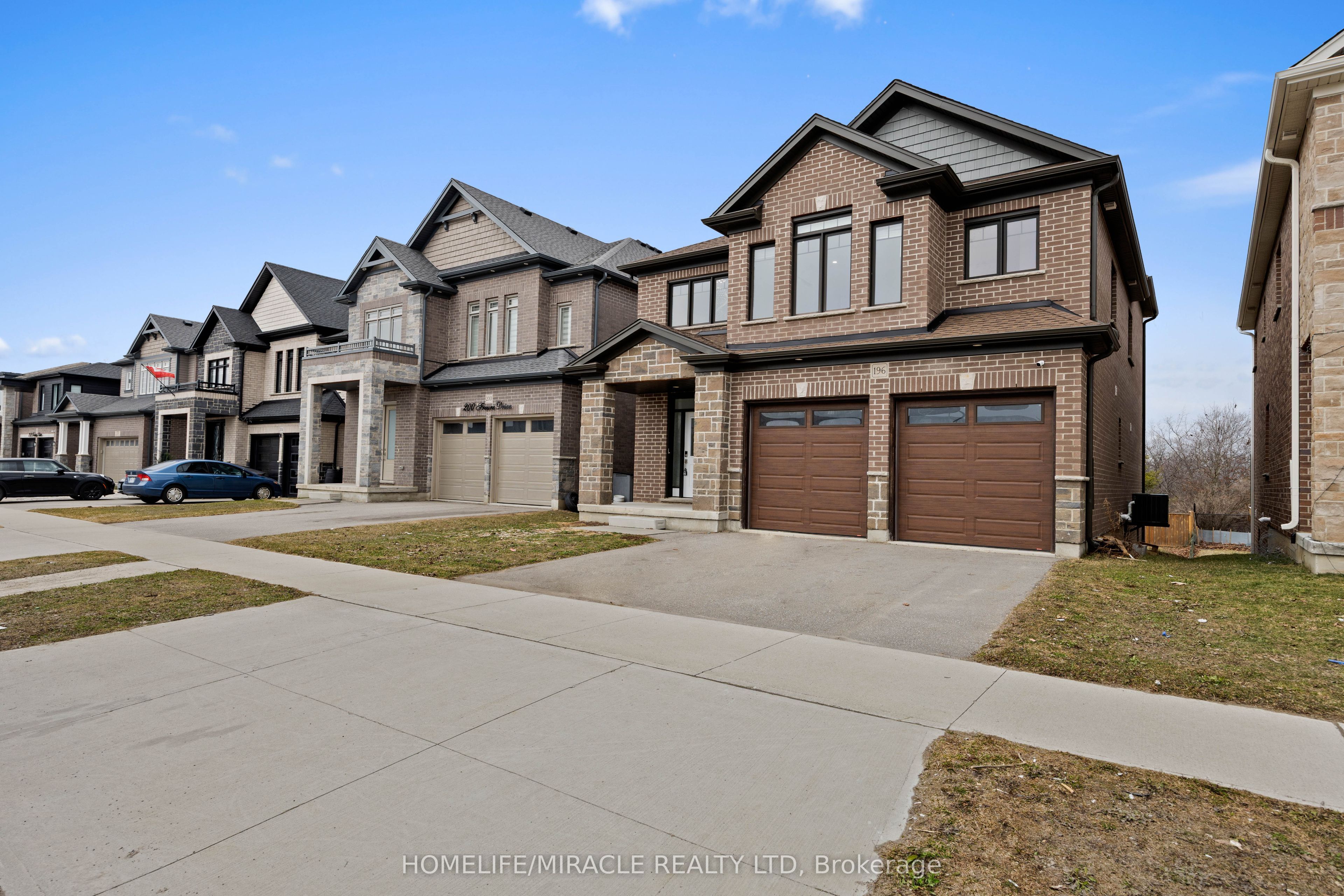 196 Freure Drive, Cambridge, ON N1S 0A9 photo 3