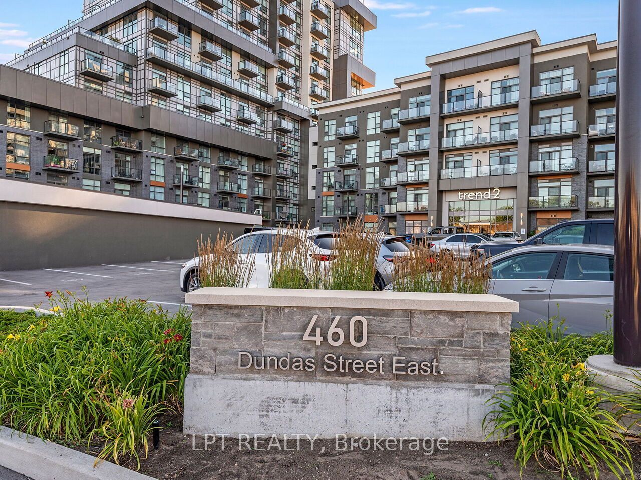 460 Dundas Street E 209, Hamilton, ON L8B 2A5 photo 2