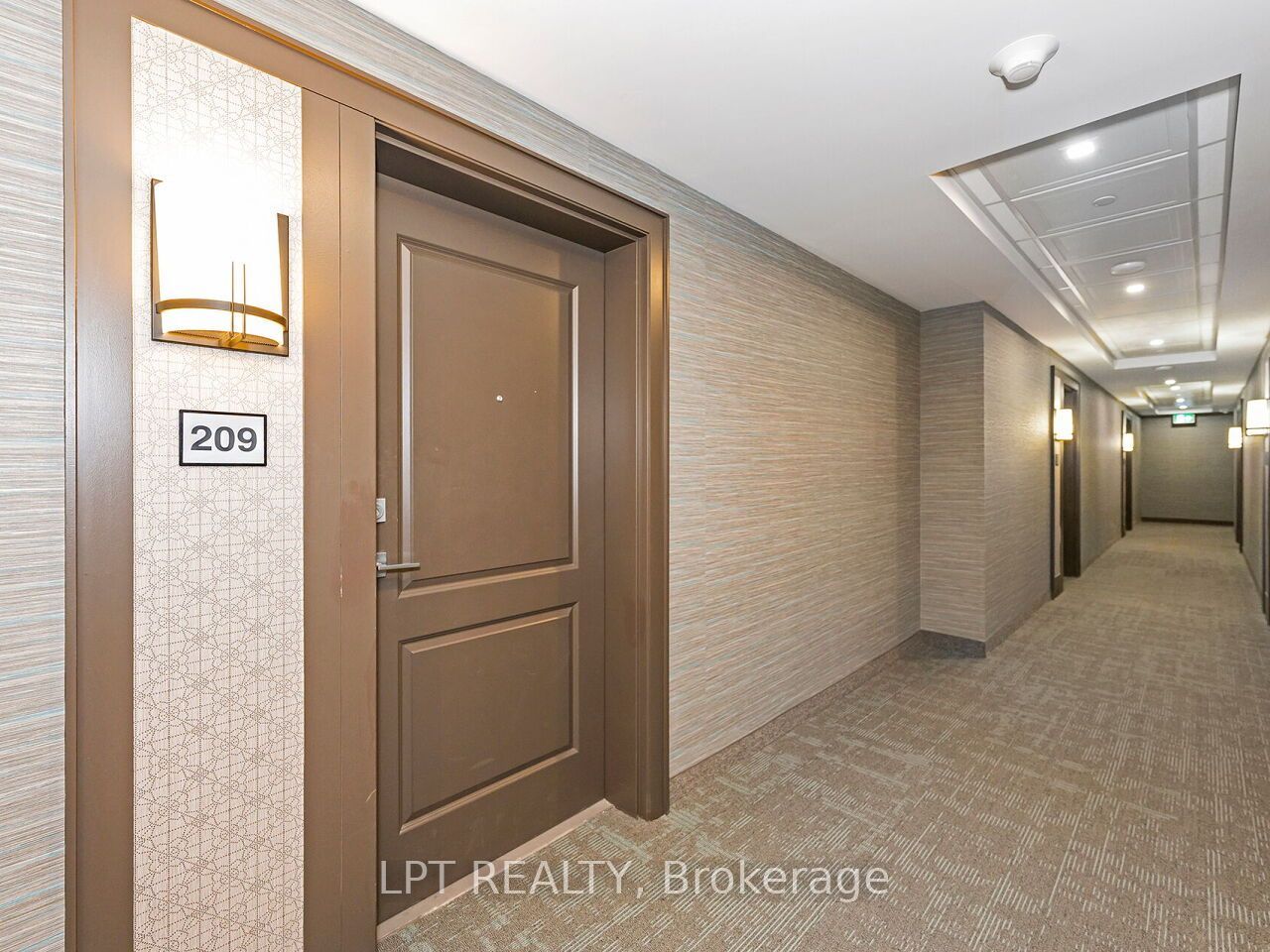 460 Dundas Street E 209, Hamilton, ON L8B 2A5 photo 5