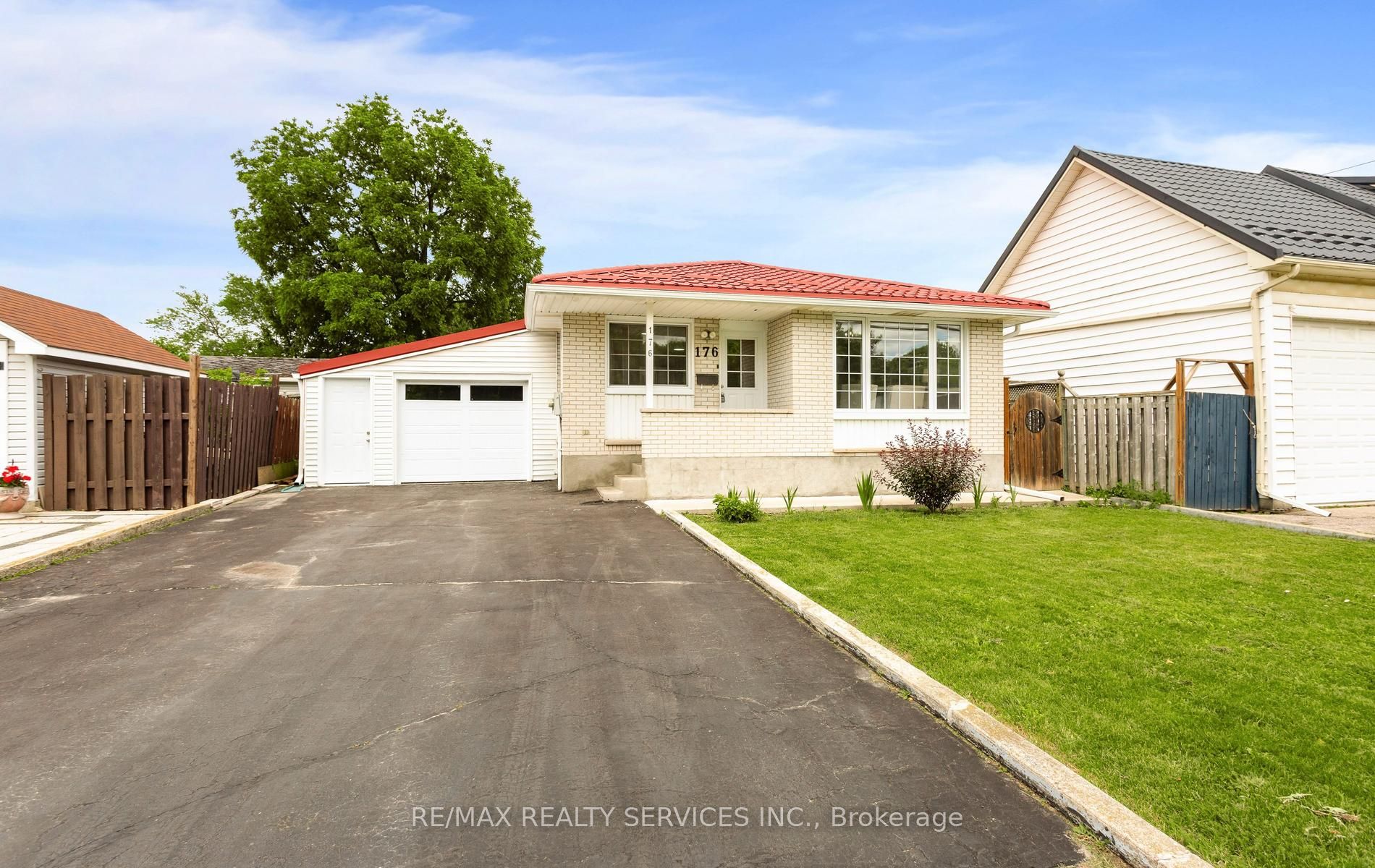 176 Samuelson Street, Cambridge, ON N1R 1K3 photo 2