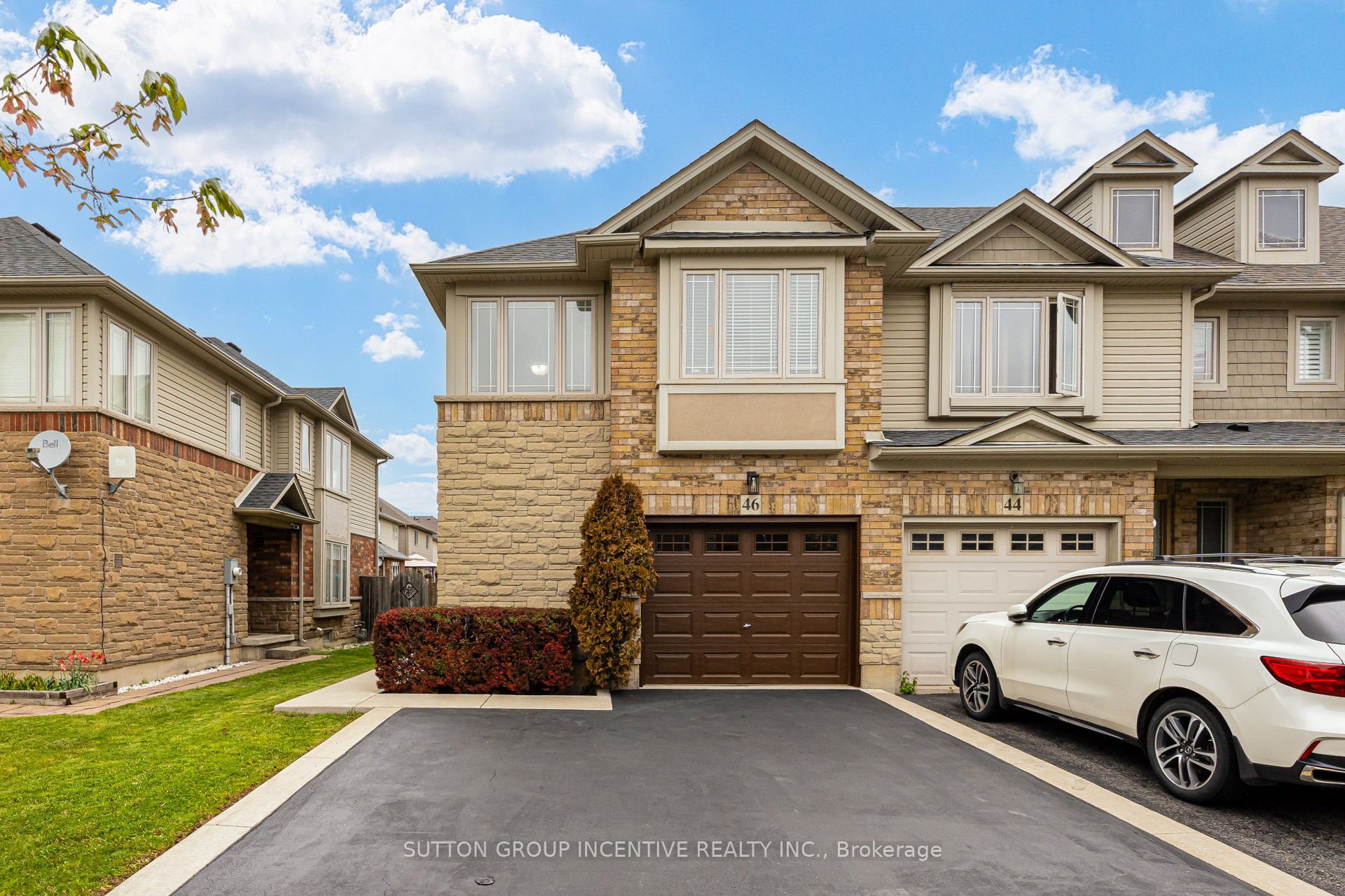 46 Viking Drive, Hamilton, ON L0R 1C0