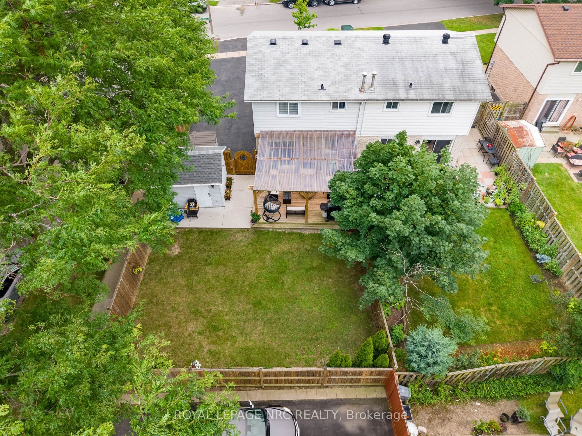 105 Ventura Drive, St. Catharines, ON L2R 7H3 photo 2