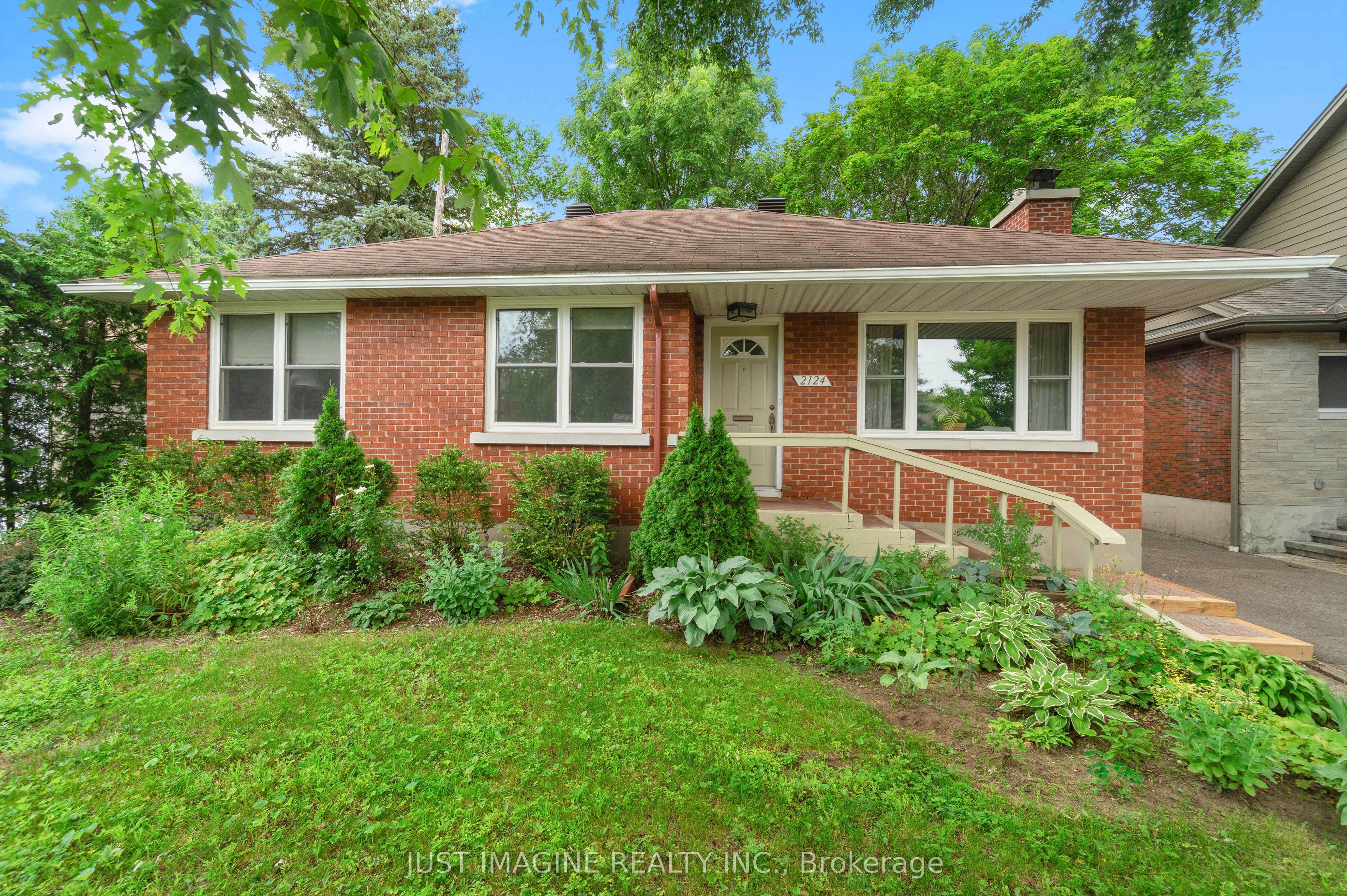 2124 Knightsbridge Road, Carlingwood - Westboro and Area, ON K2A 0R2