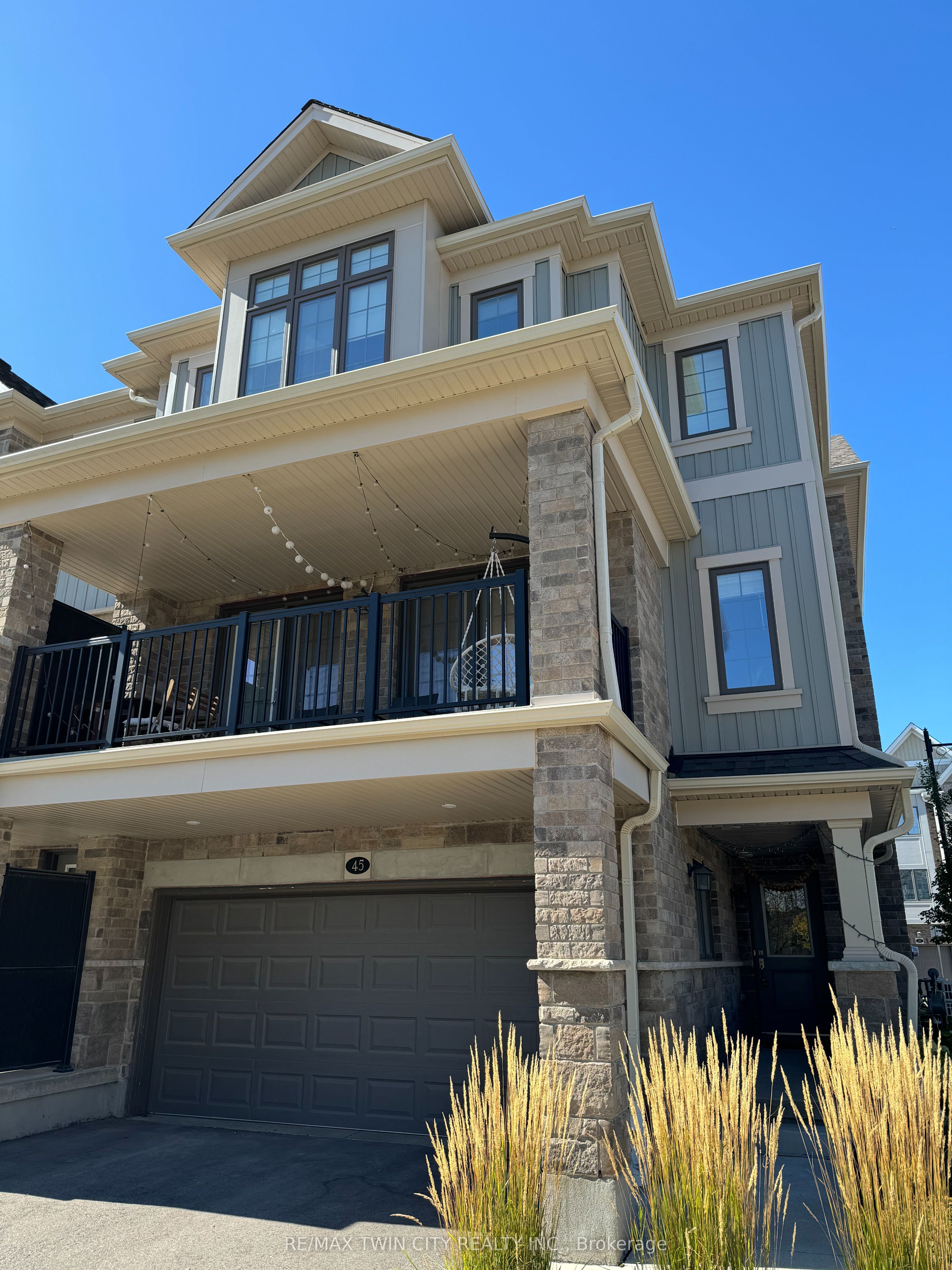 45 Bank Swallow Crescent, Kitchener, ON N2P 0J7 photo 4
