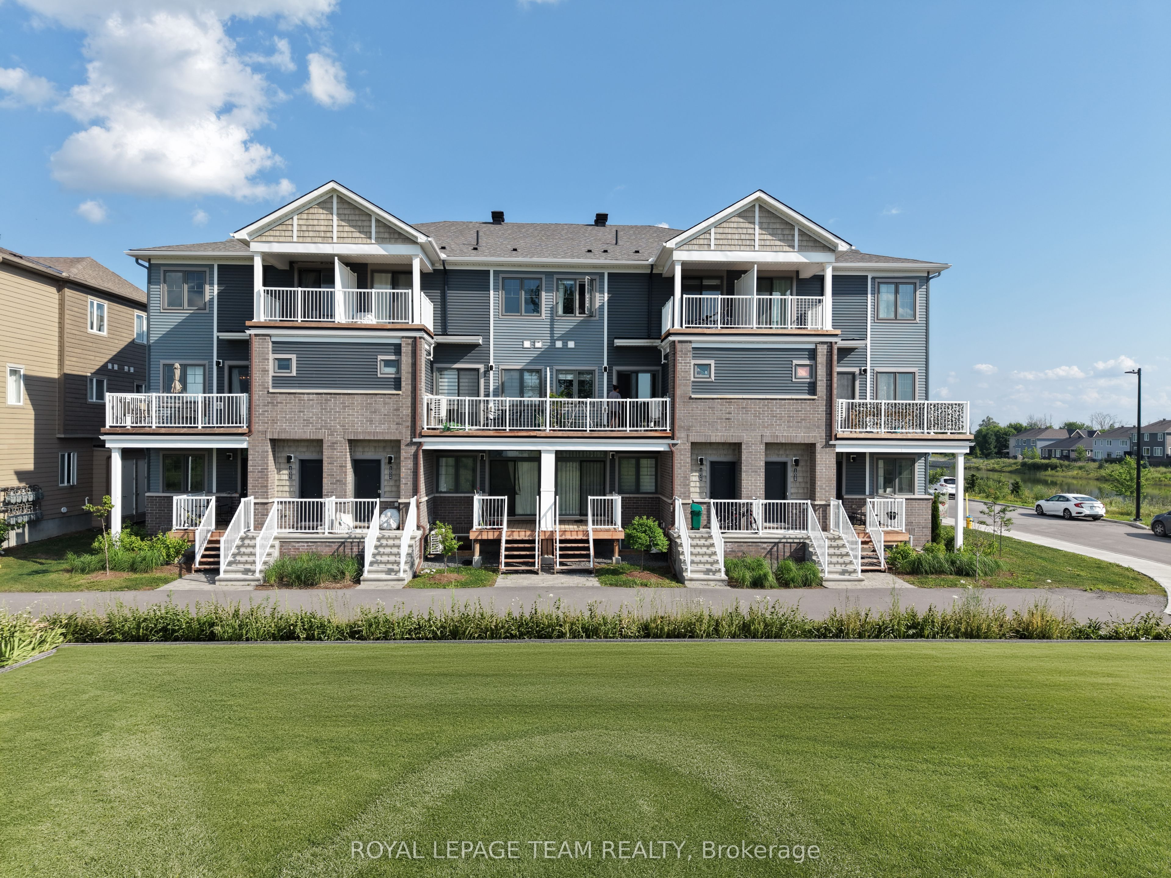 1022 Chapman Mills Drive, Barrhaven, ON K2J 7J2