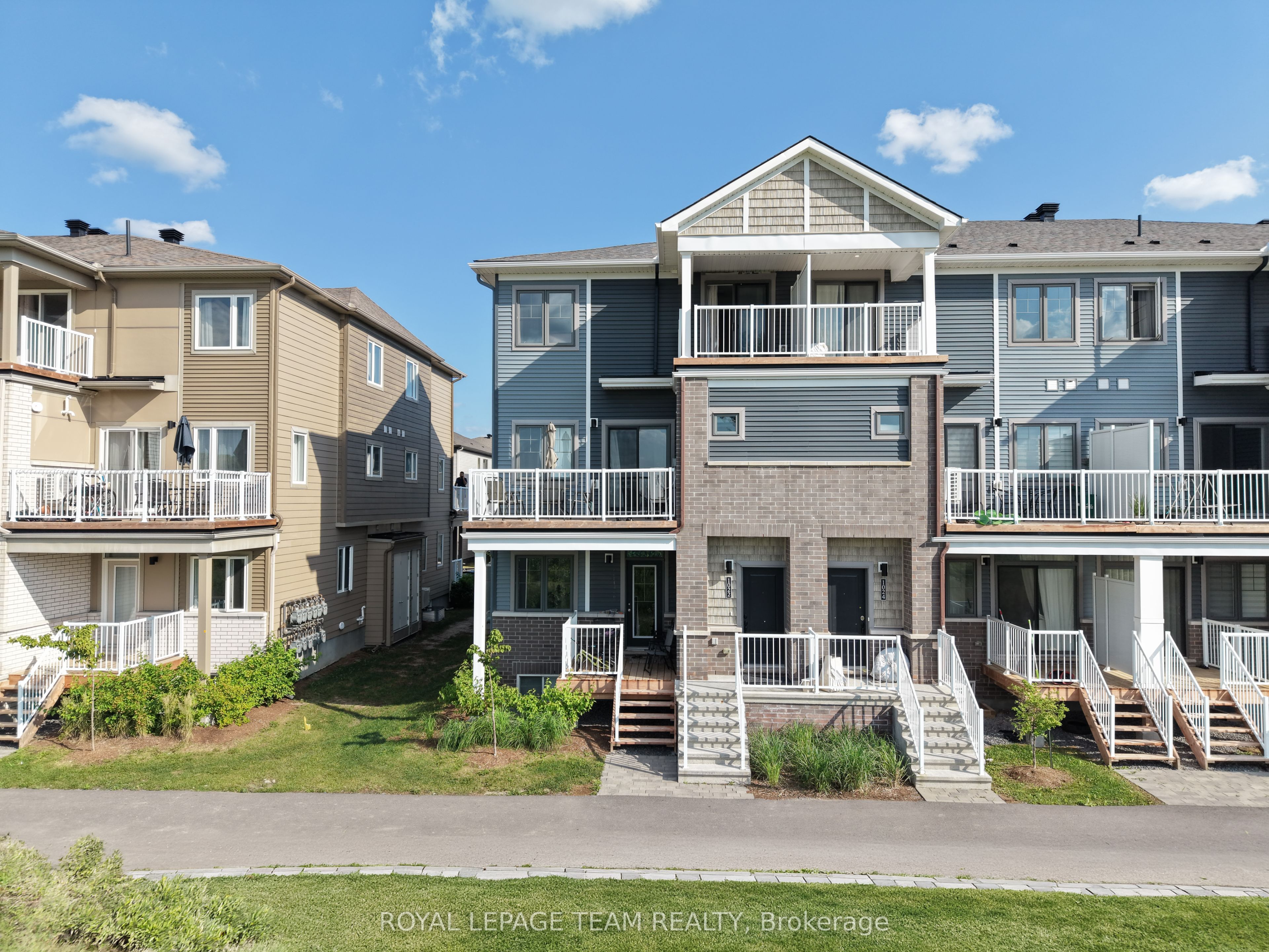 1022 Chapman Mills Drive, Barrhaven, ON K2J 7J2 photo 2