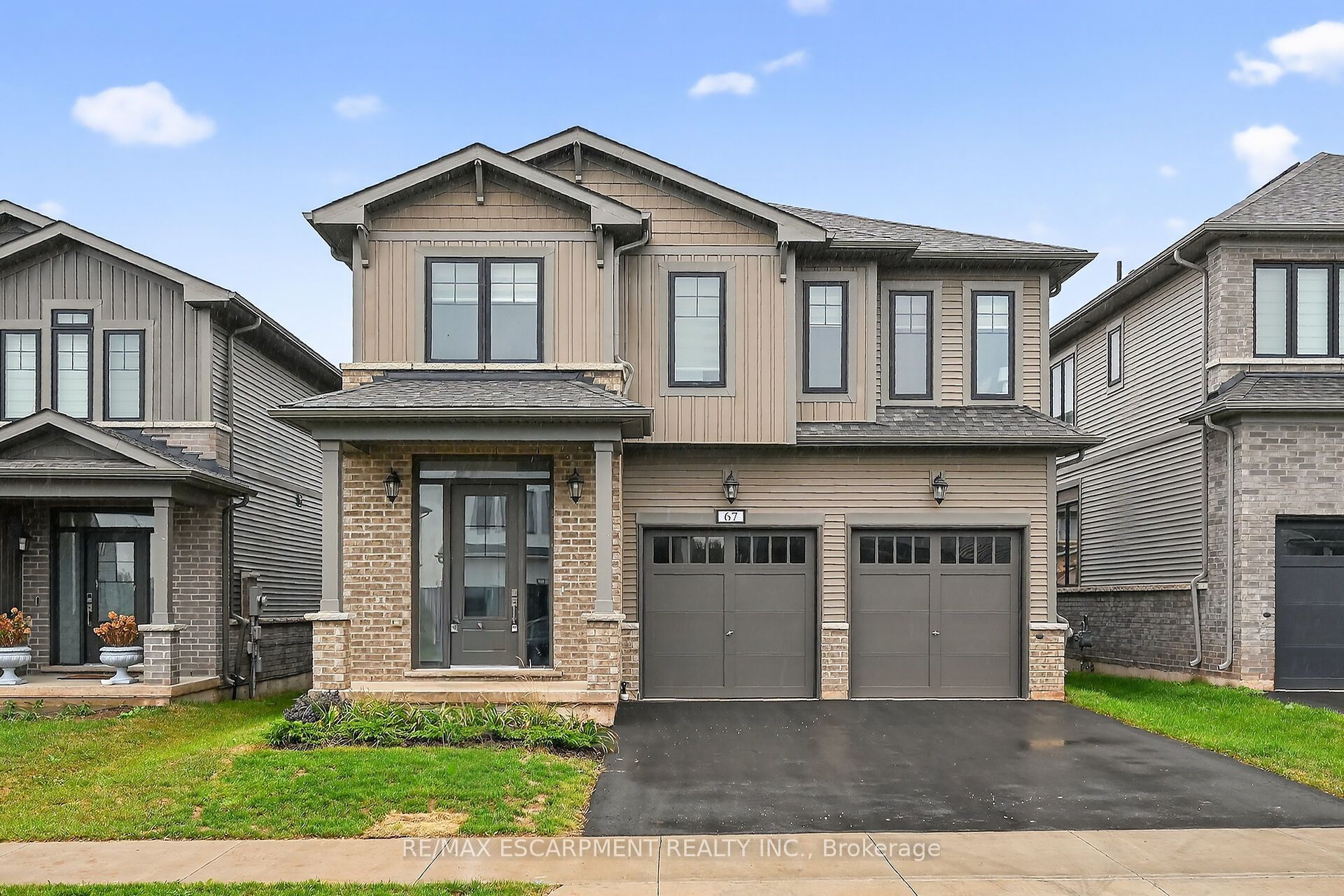 67 Starfire Crescent, Hamilton, ON L8E 0K8 photo 2