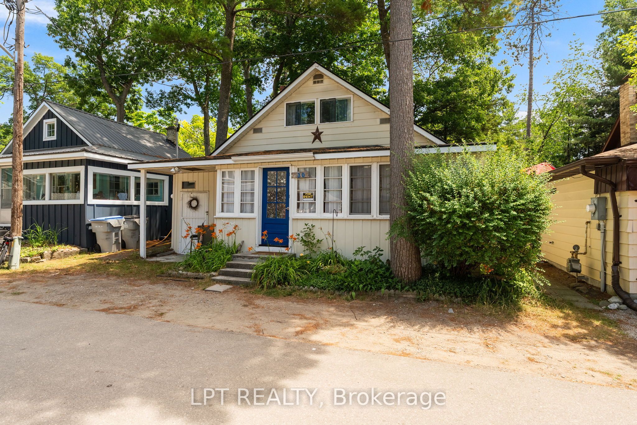 30 Woodward Avenue, Lambton Shores, ON N0M 1T0 photo 3