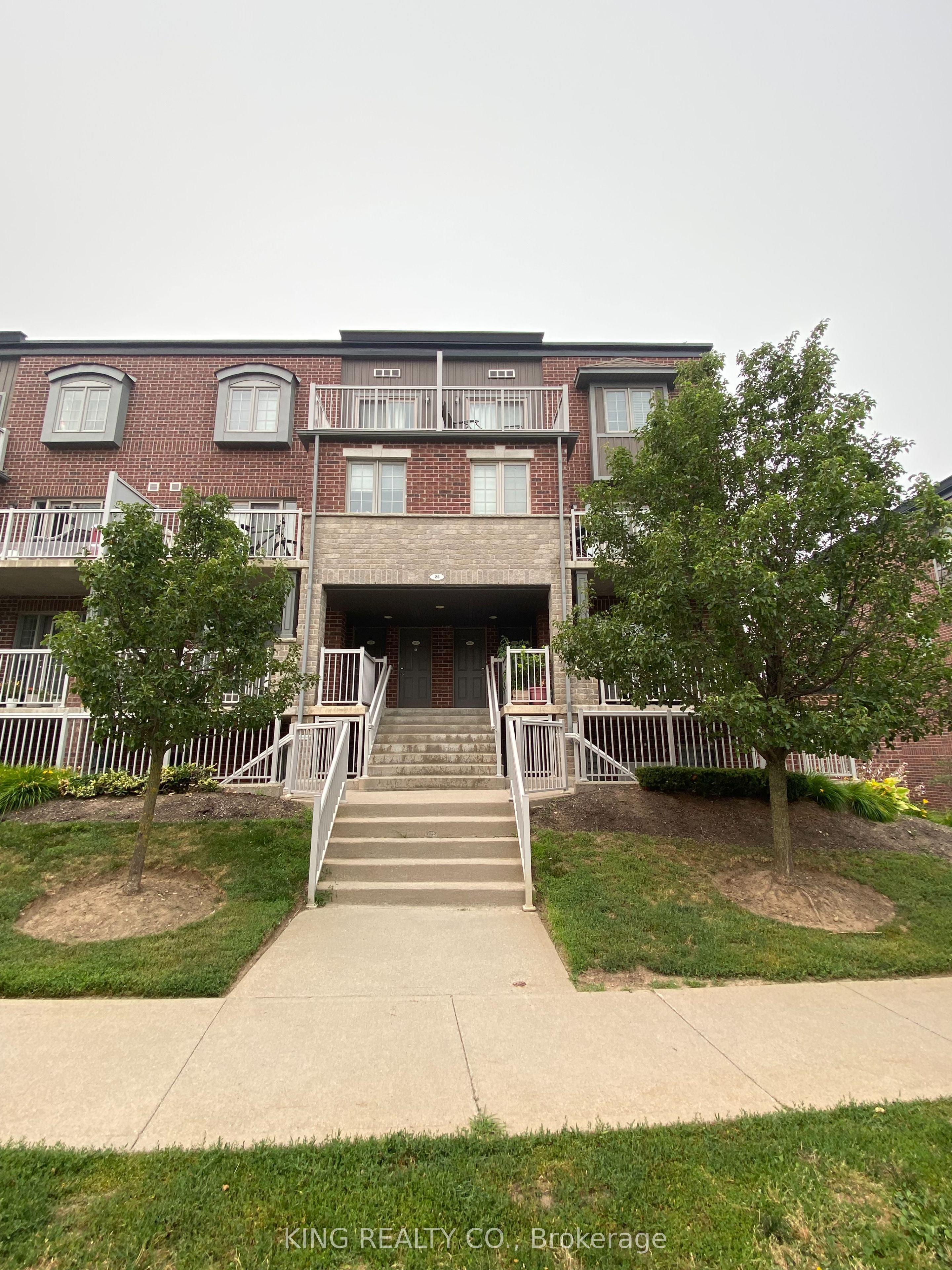 25 Sienna Street H, Kitchener, ON N2R 0H8