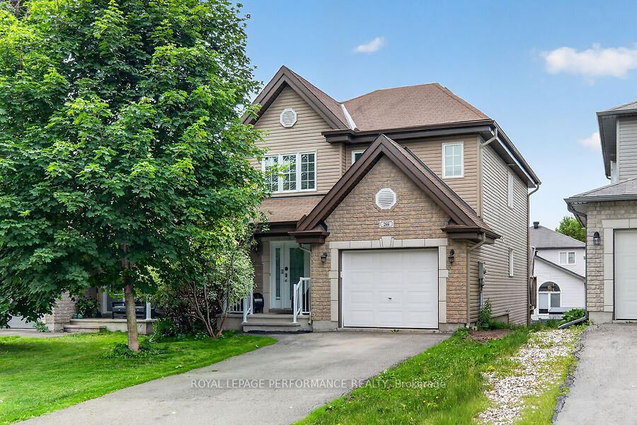 266 Mica Crescent, Clarence-Rockland, ON K4K 0E2 photo 3
