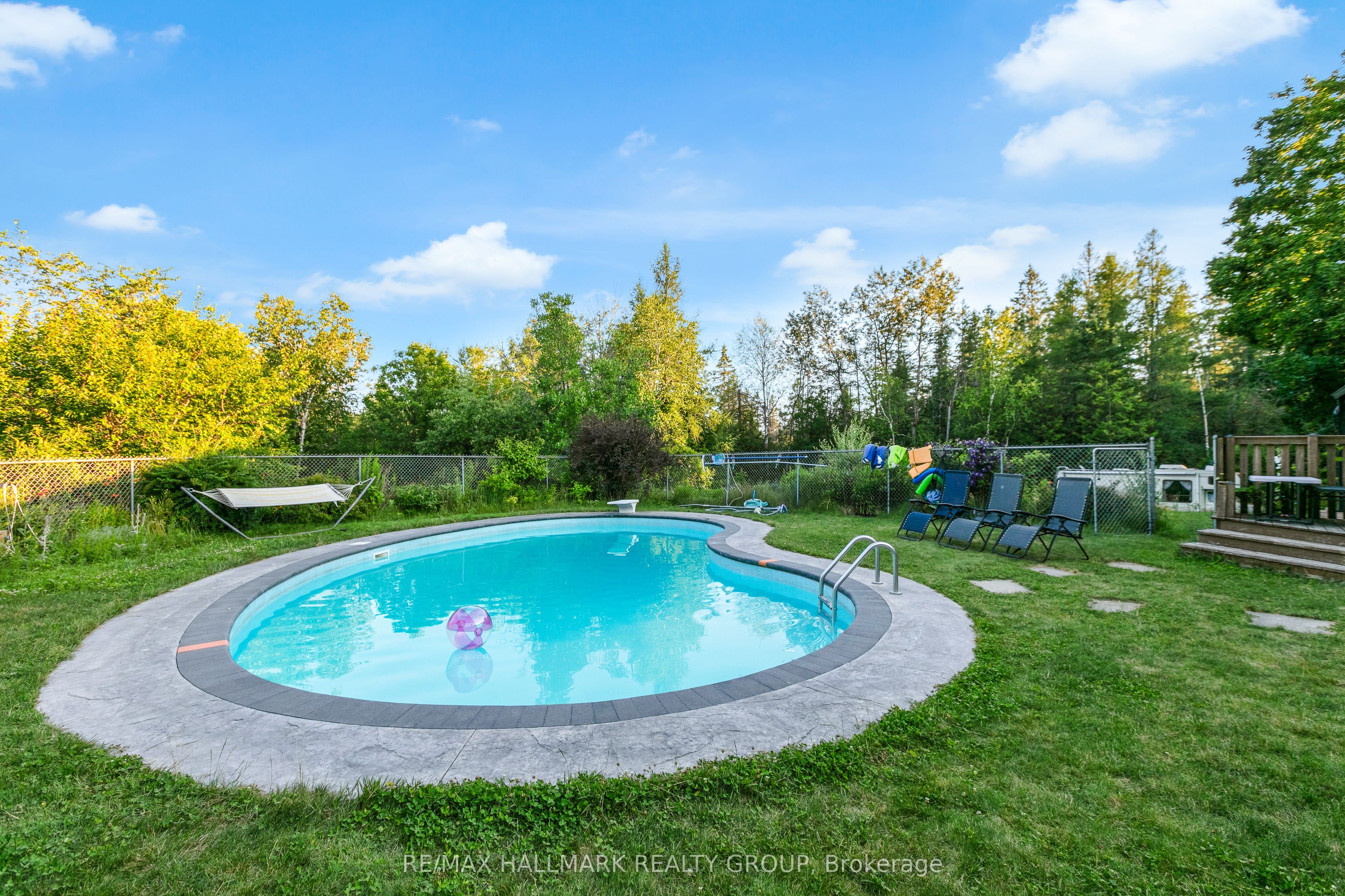 7316 Flewellyn Road, Stittsville - Munster - Richmond, ON K2S 1B6 photo 5