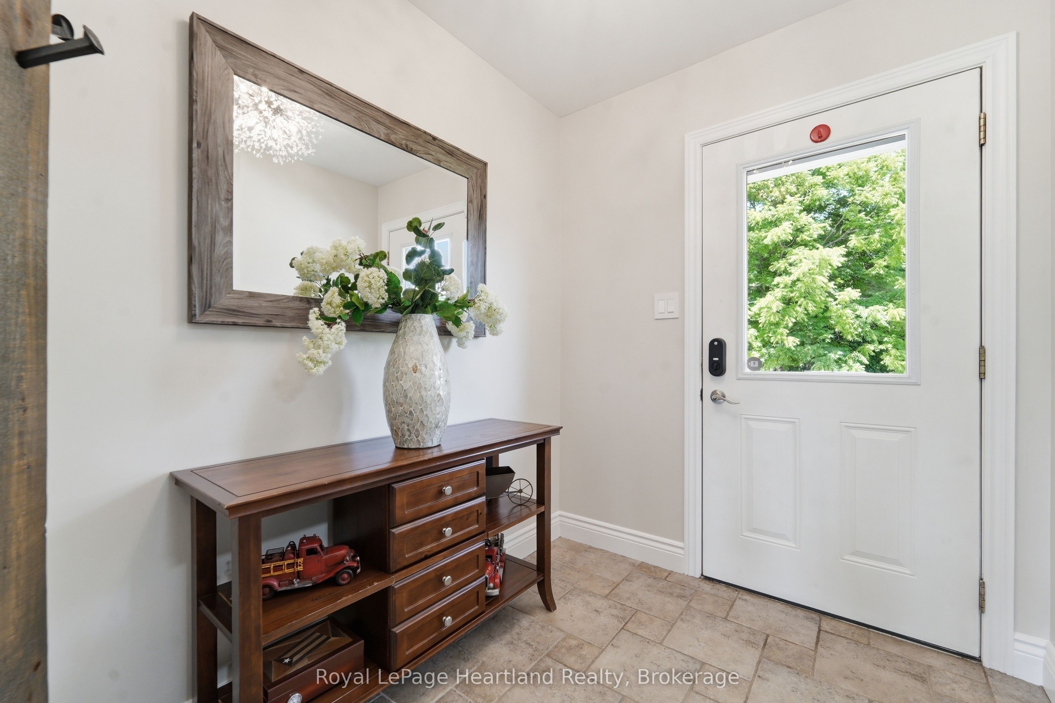 80938 Falls Reserve Line, Ashfield-Colborne-Wawanosh, ON N7A 3Y1 photo 4