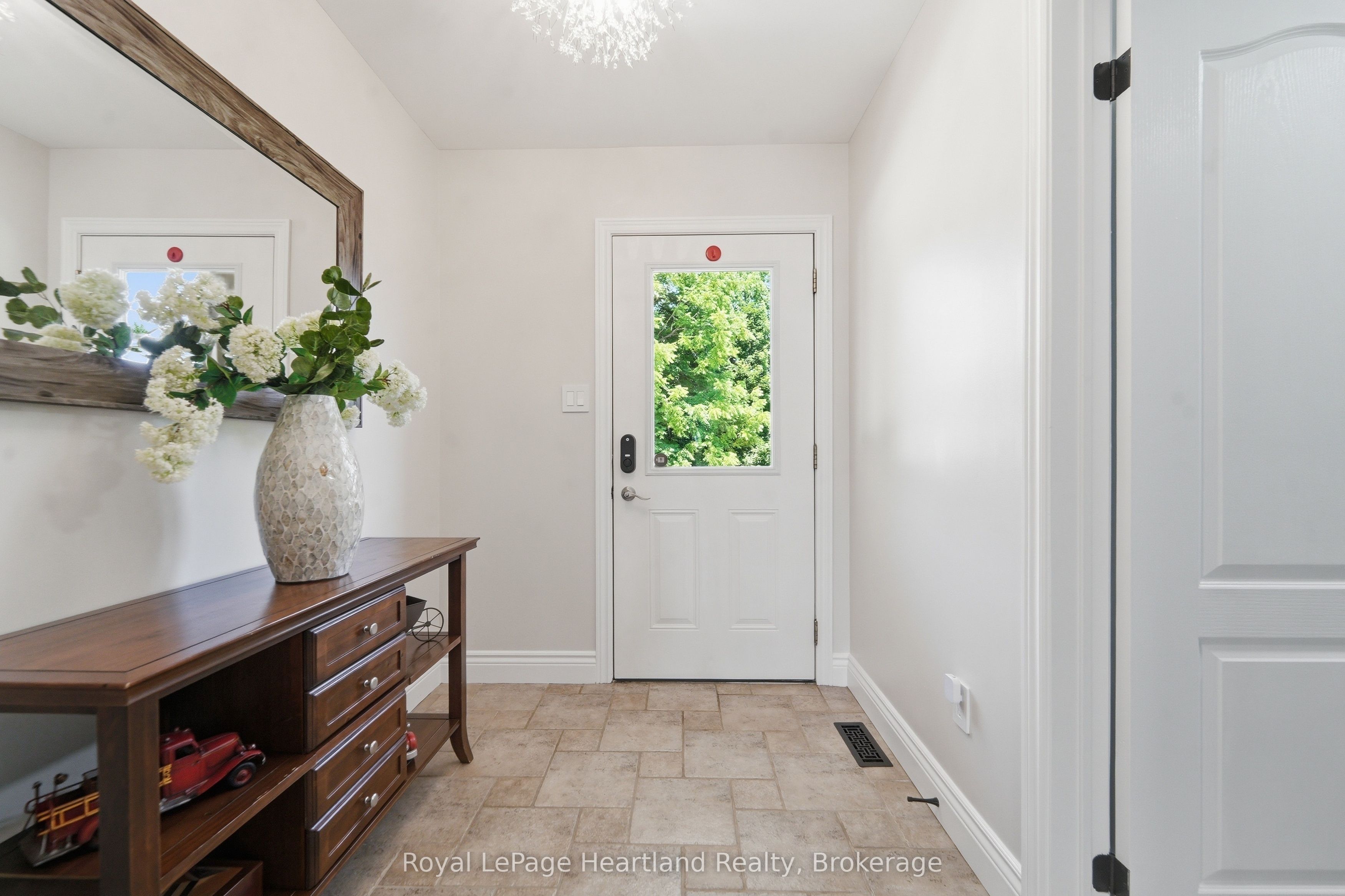 80938 Falls Reserve Line, Ashfield-Colborne-Wawanosh, ON N7A 3Y1 photo 5