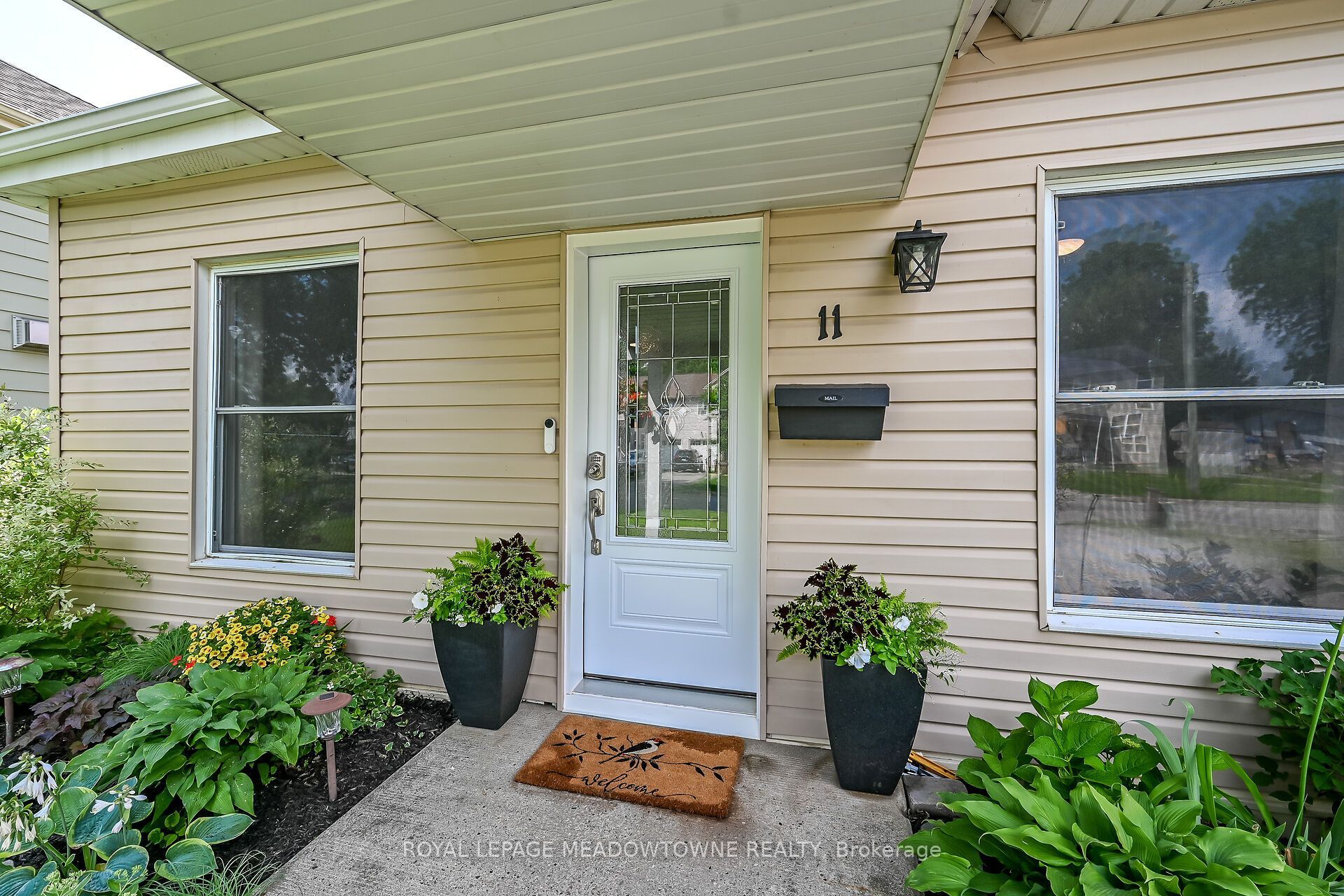 11 Stirton Avenue, Brant, ON N3T 1E2 photo 3