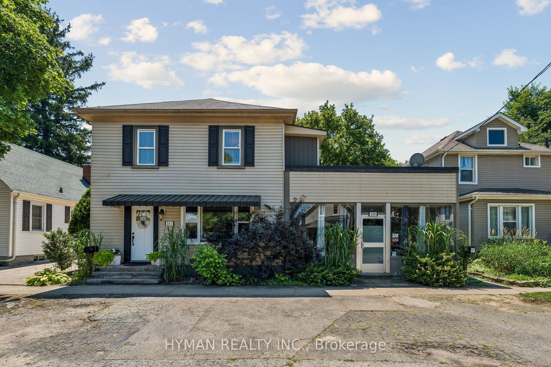 240 - 242 Russell Avenue, St. Catharines, ON L2R 1X2 photo 2