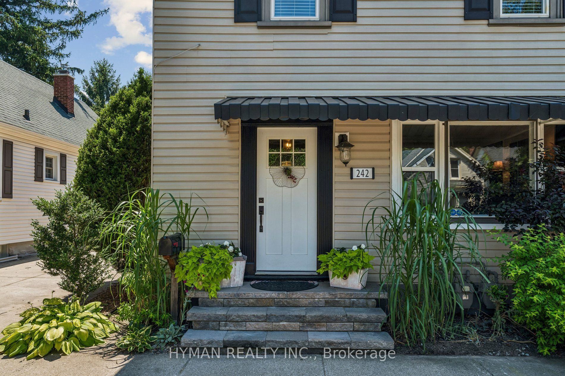 240 - 242 Russell Avenue, St. Catharines, ON L2R 1X2 photo 5