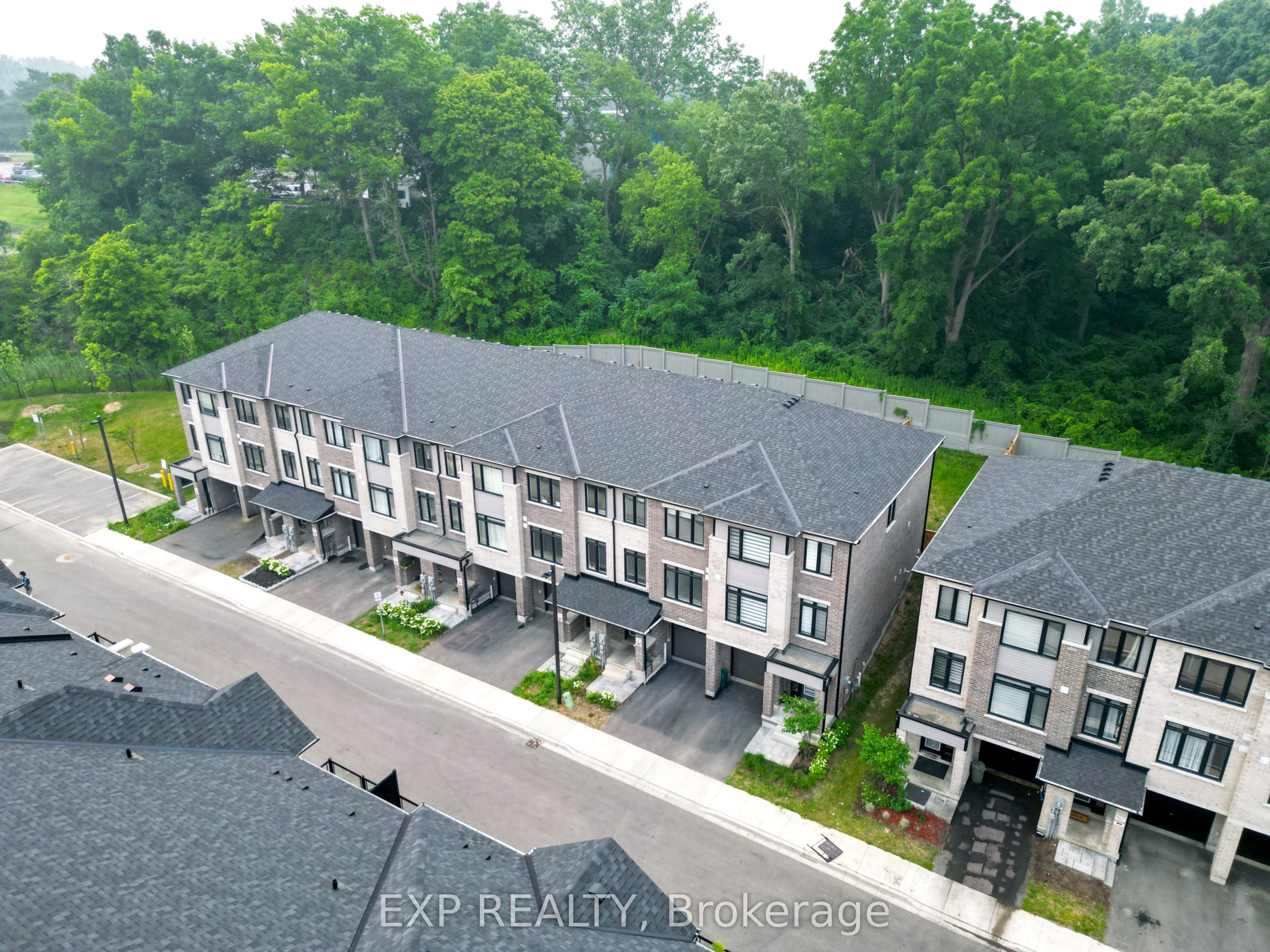585 Colborne Street 1207, Brantford, ON N3S 0K4 photo 2