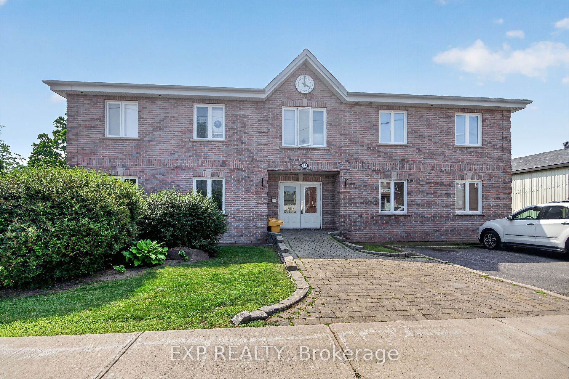 97 Mill Street 2A, Russell, ON K4R 1B8