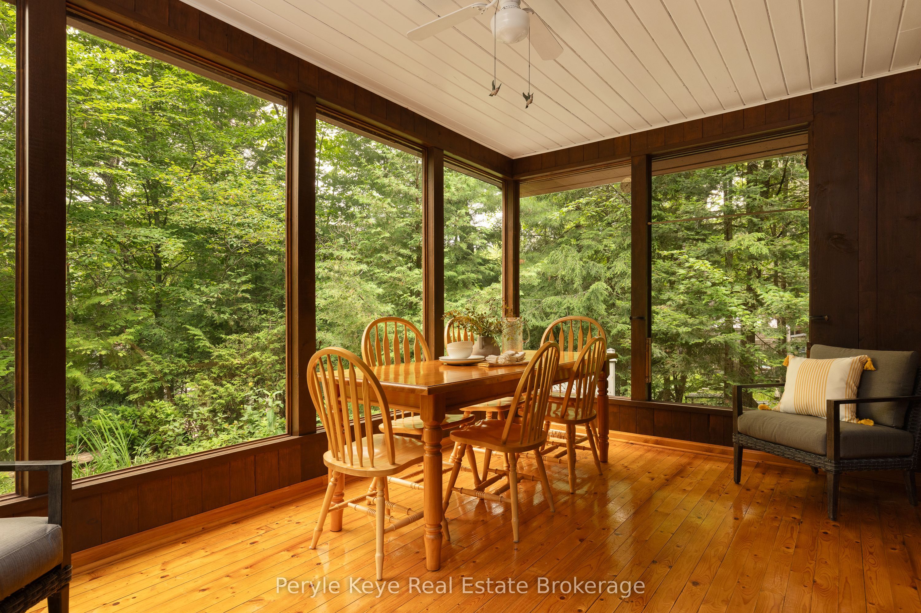 1057 H R S Road, Bracebridge, ON P1L 1X1 photo 4
