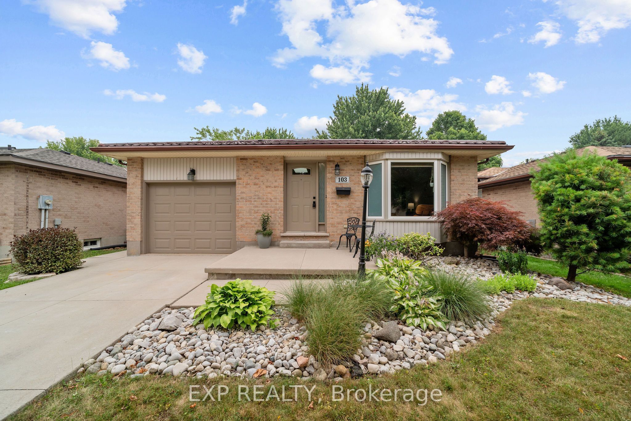 103 Clara Crescent, London South, ON N6E 3G7 photo 2