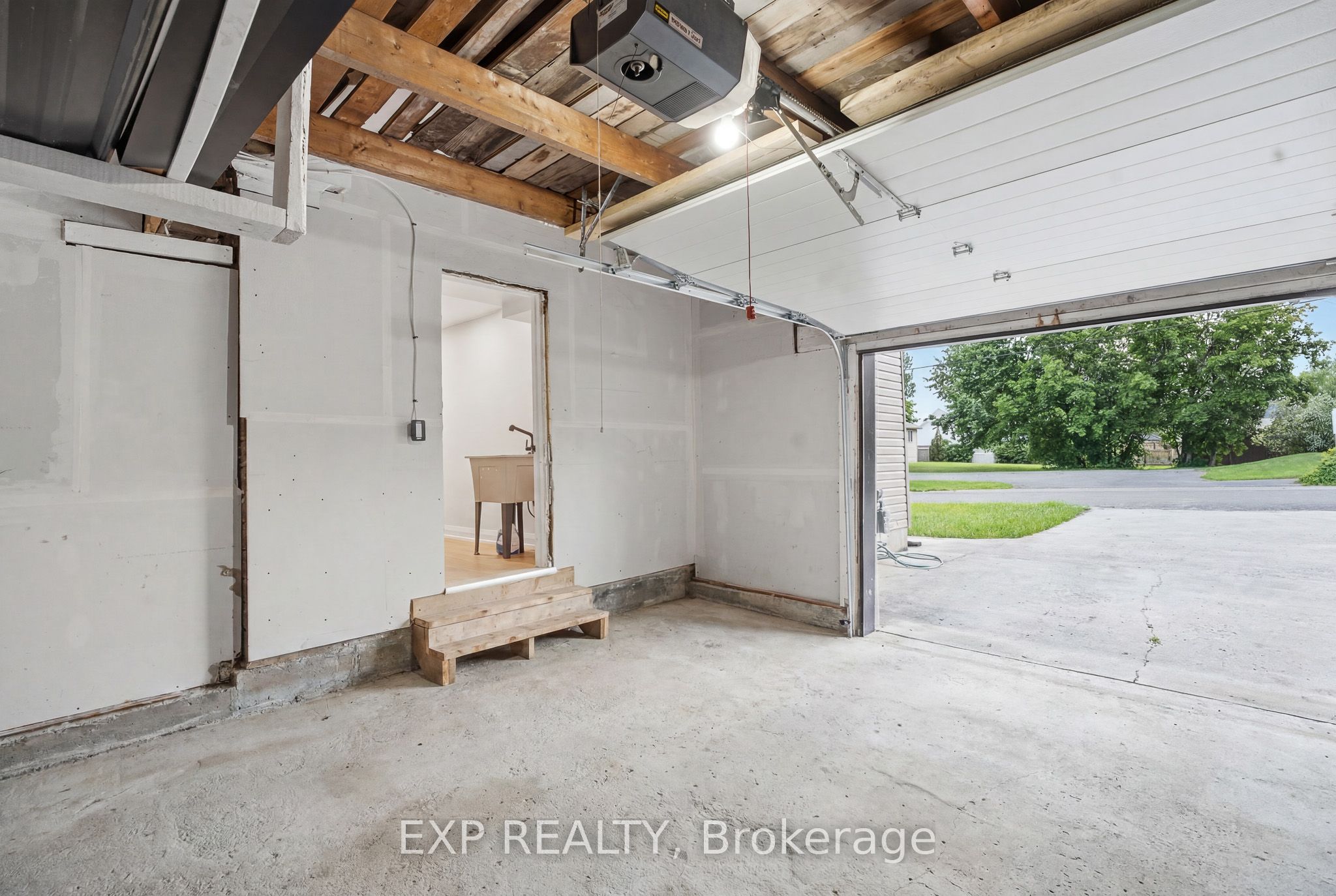 13 Elm Street, South Glengarry, ON K0C 1N0 photo 5
