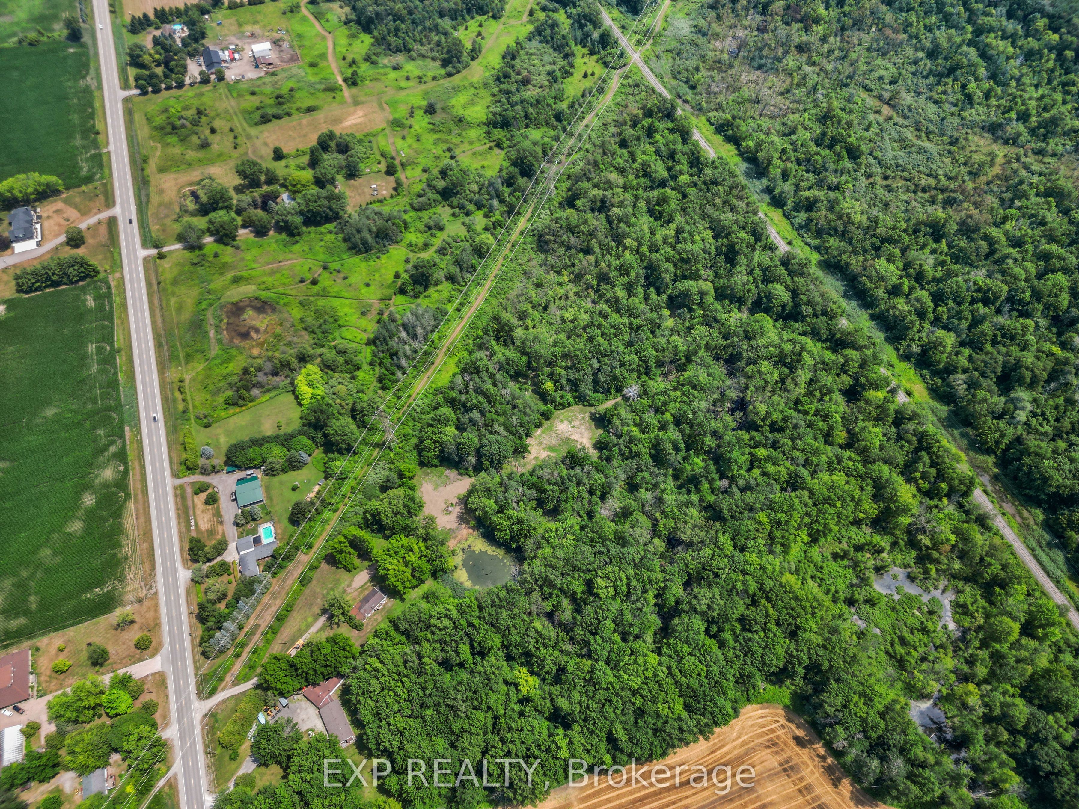 5857 Glendon Drive, Southwest Middlesex, ON N0L 1A0 photo 2