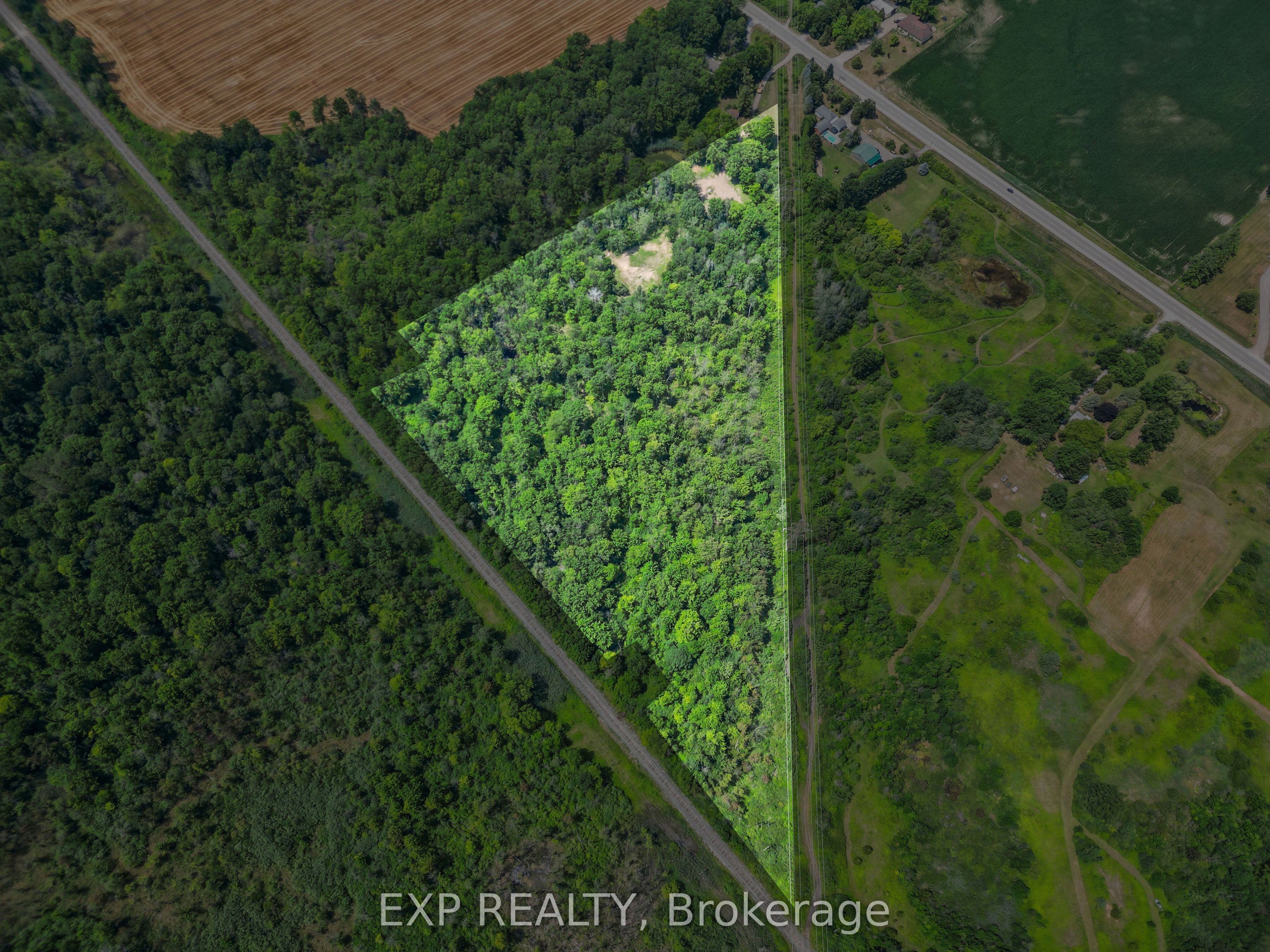 5857 Glendon Drive, Southwest Middlesex, ON N0L 1A0 photo 5