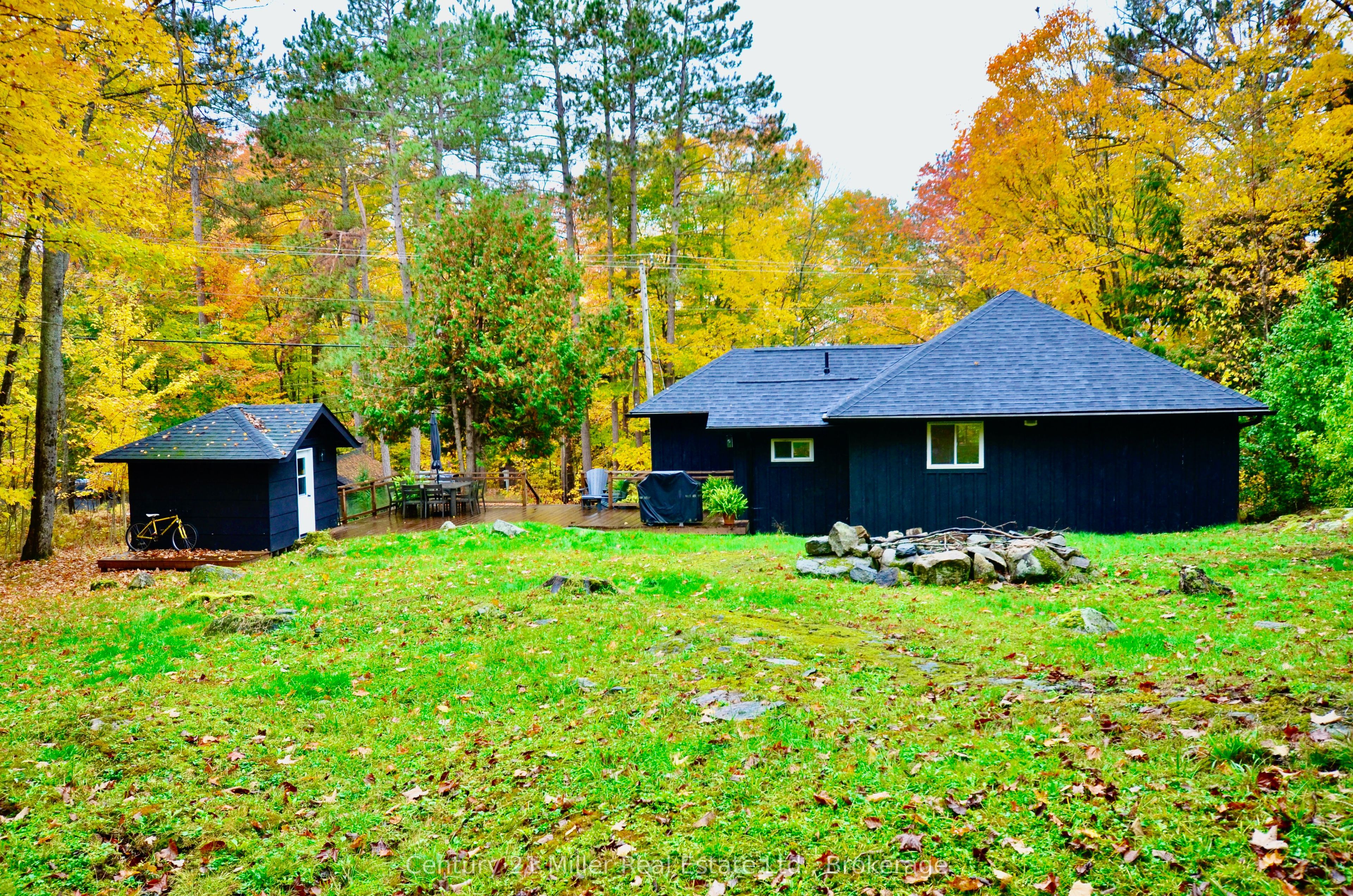 1279 Carlingford Road, Muskoka Lakes, ON P0B 1J0 photo 2
