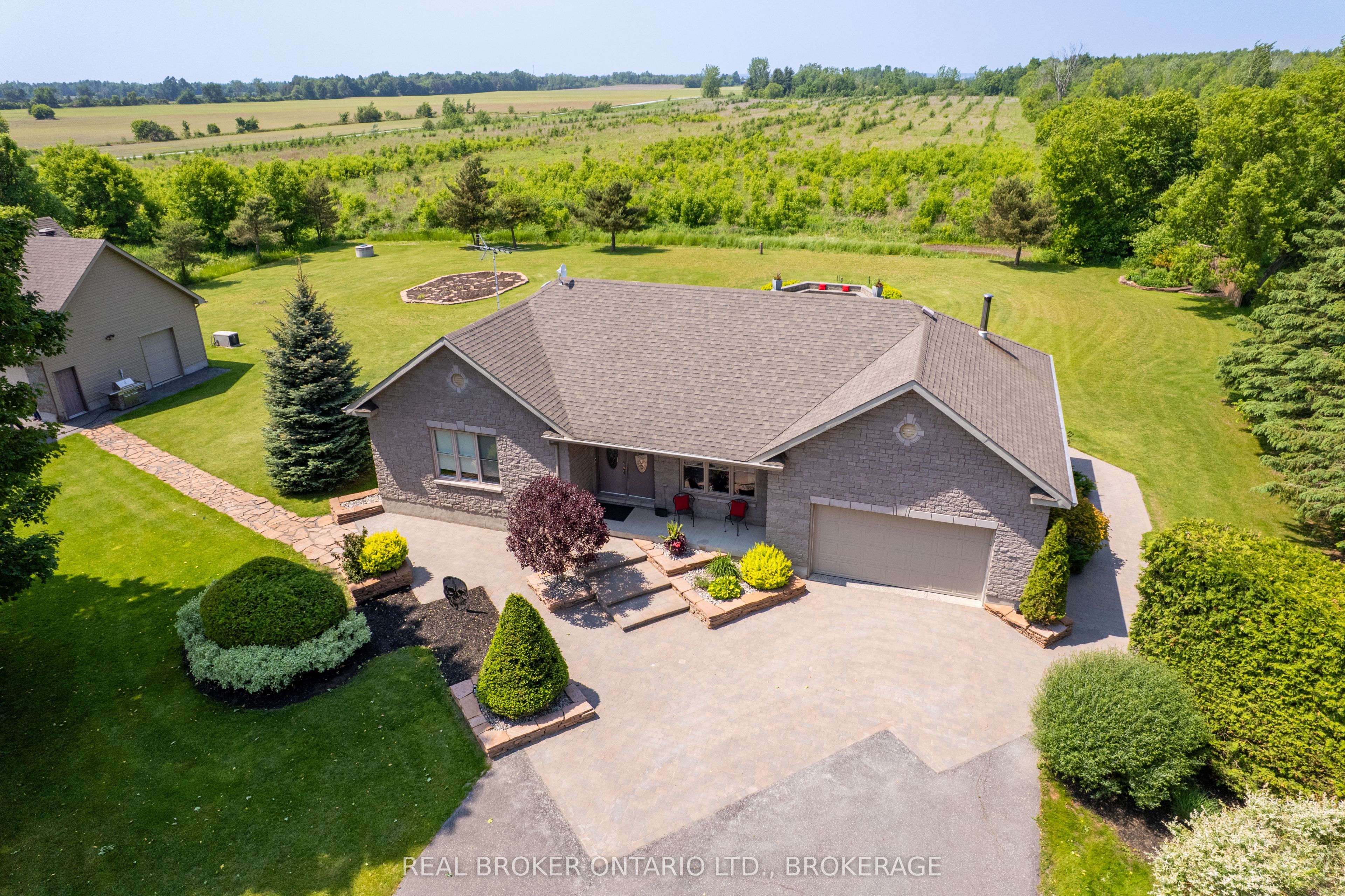 17623 Sandringham Road, North Stormont, ON K0C 1G0