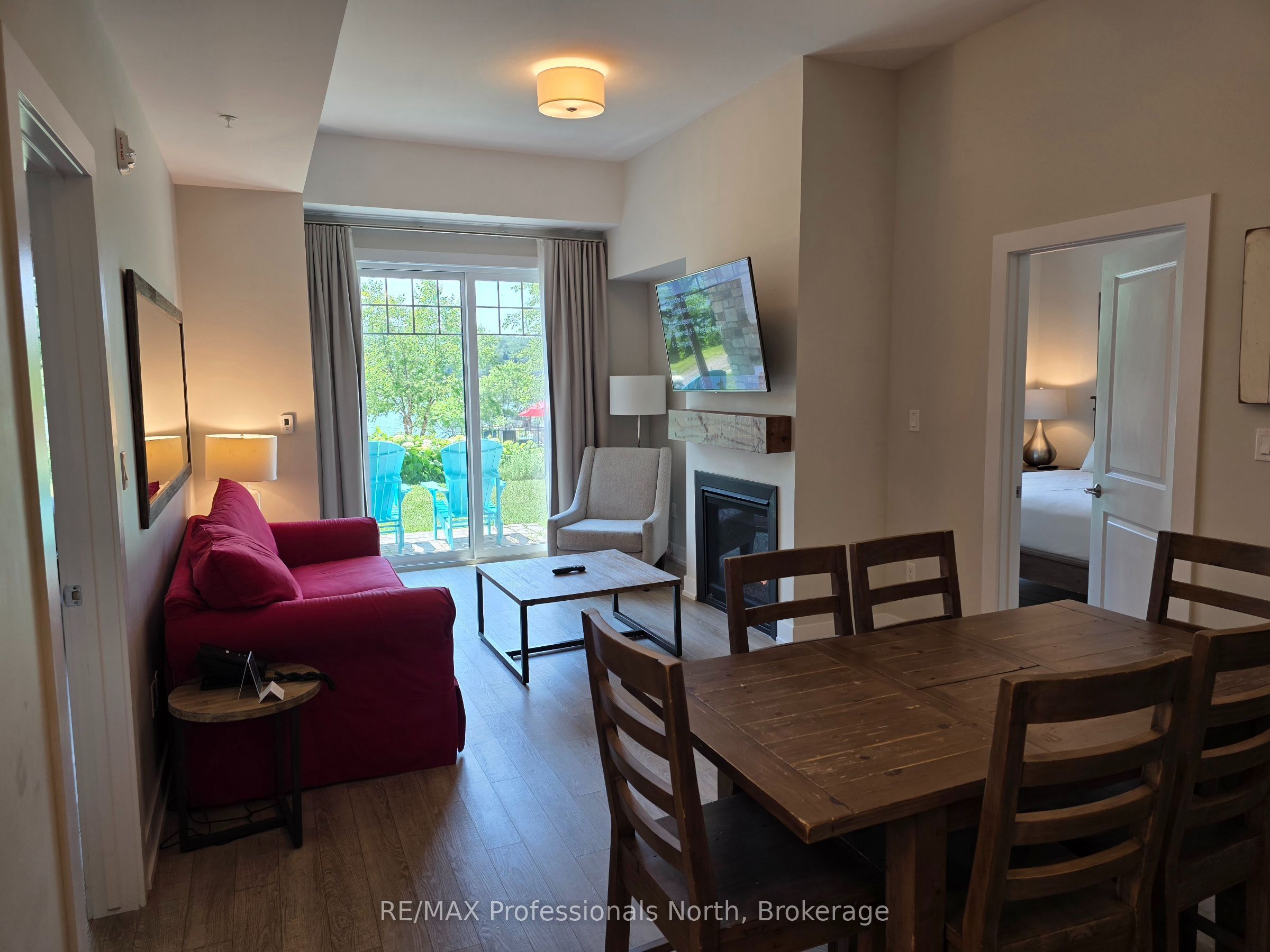 25 Penn Lake Point Road 017, Huntsville, ON P1H 1A9