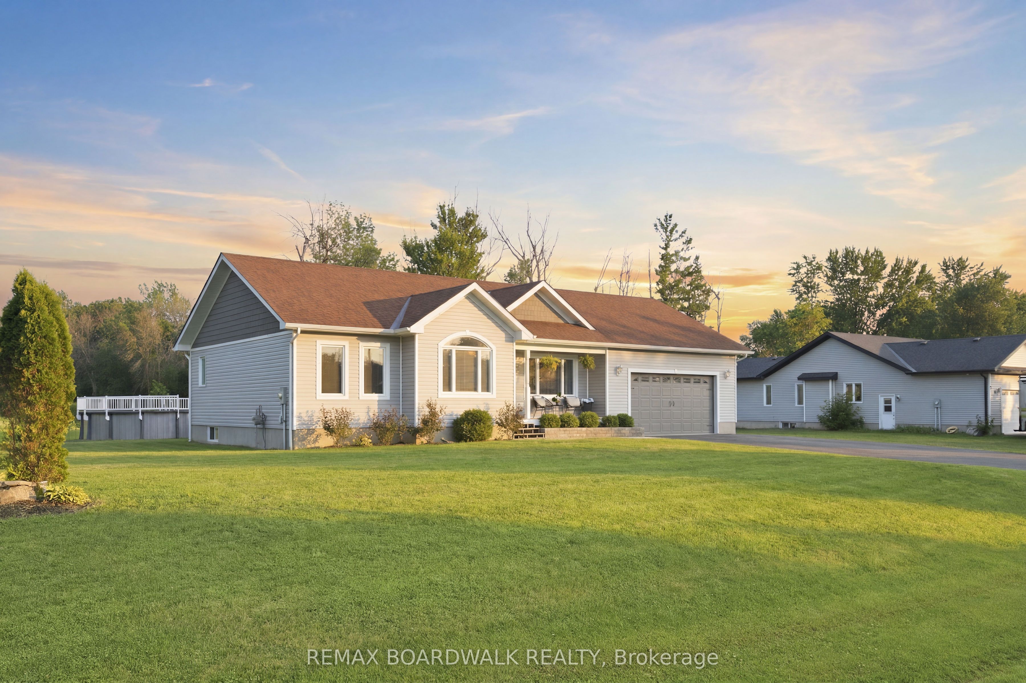17 Albert Street, Edwardsburgh/Cardinal, ON K0E 1T1 photo 5