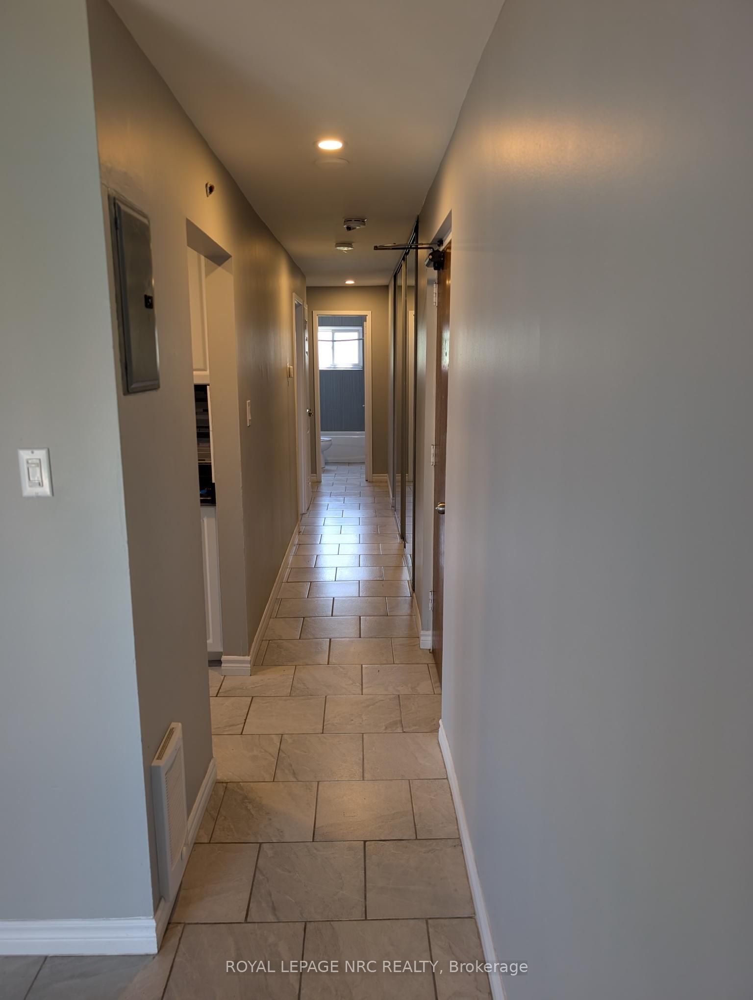 15 Bolton Avenue 3, Thorold, ON L2V 3H5 photo 4
