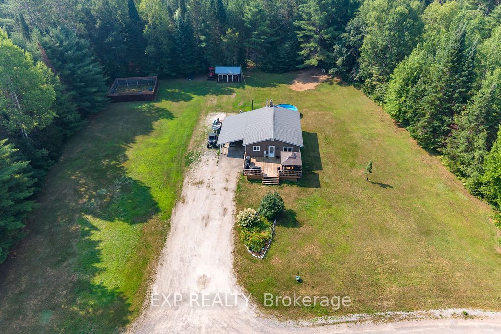 557 Pine Street, Greater Madawaska, ON K0J 2R0 photo 5